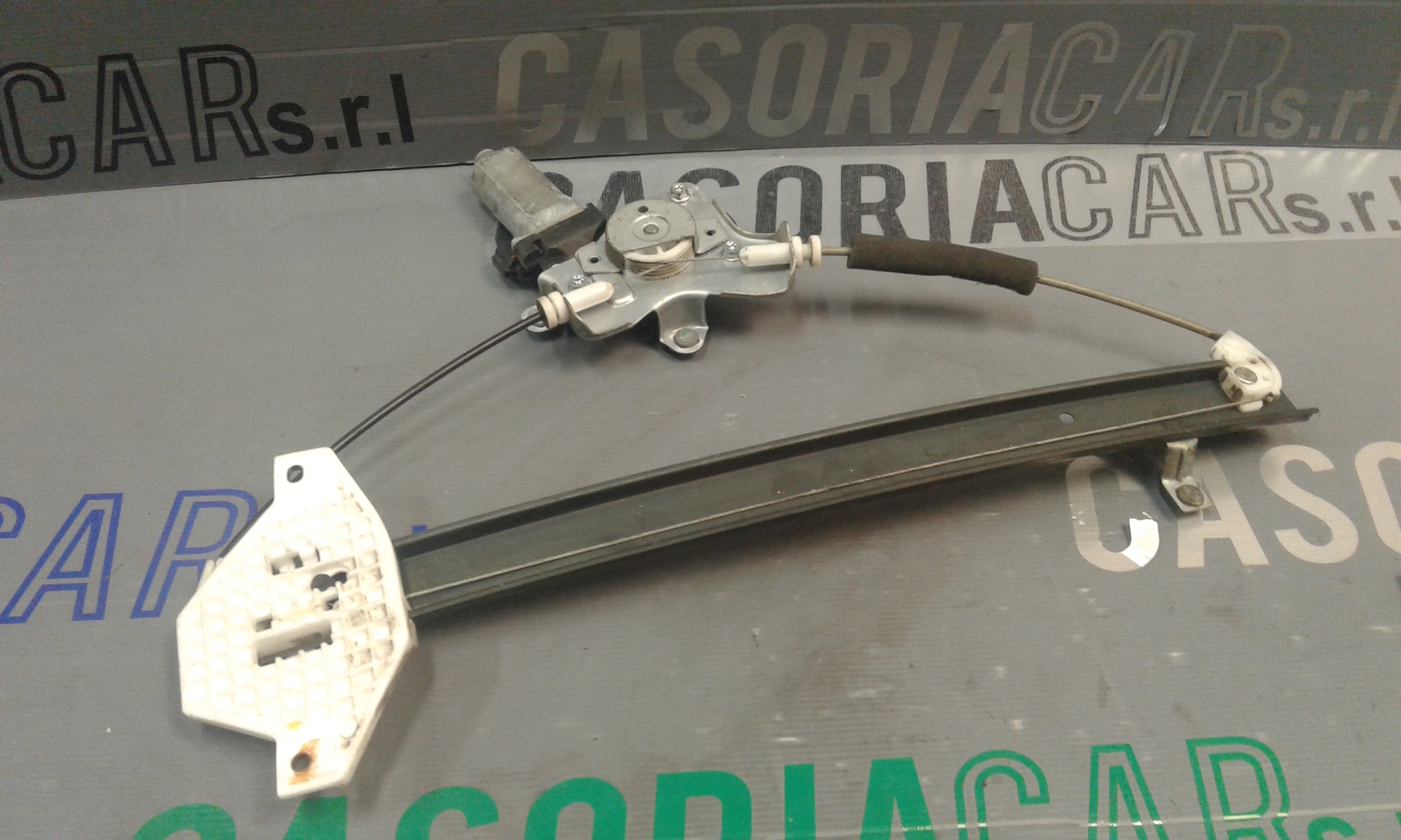 Alzacristallo Porta Post. Destro Usato