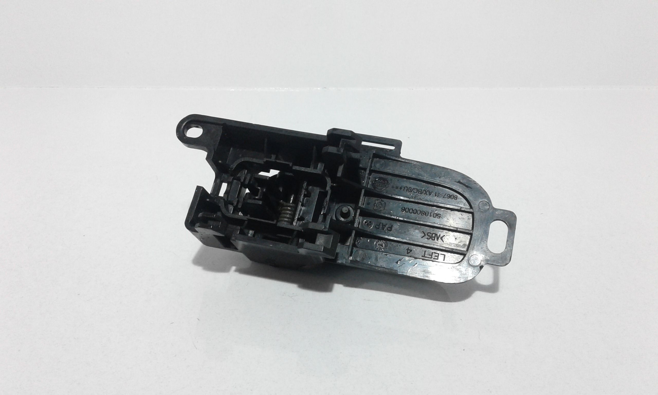 Maniglia Int. Apertura Porta Ant. Sinistro 80670AX603 Usato