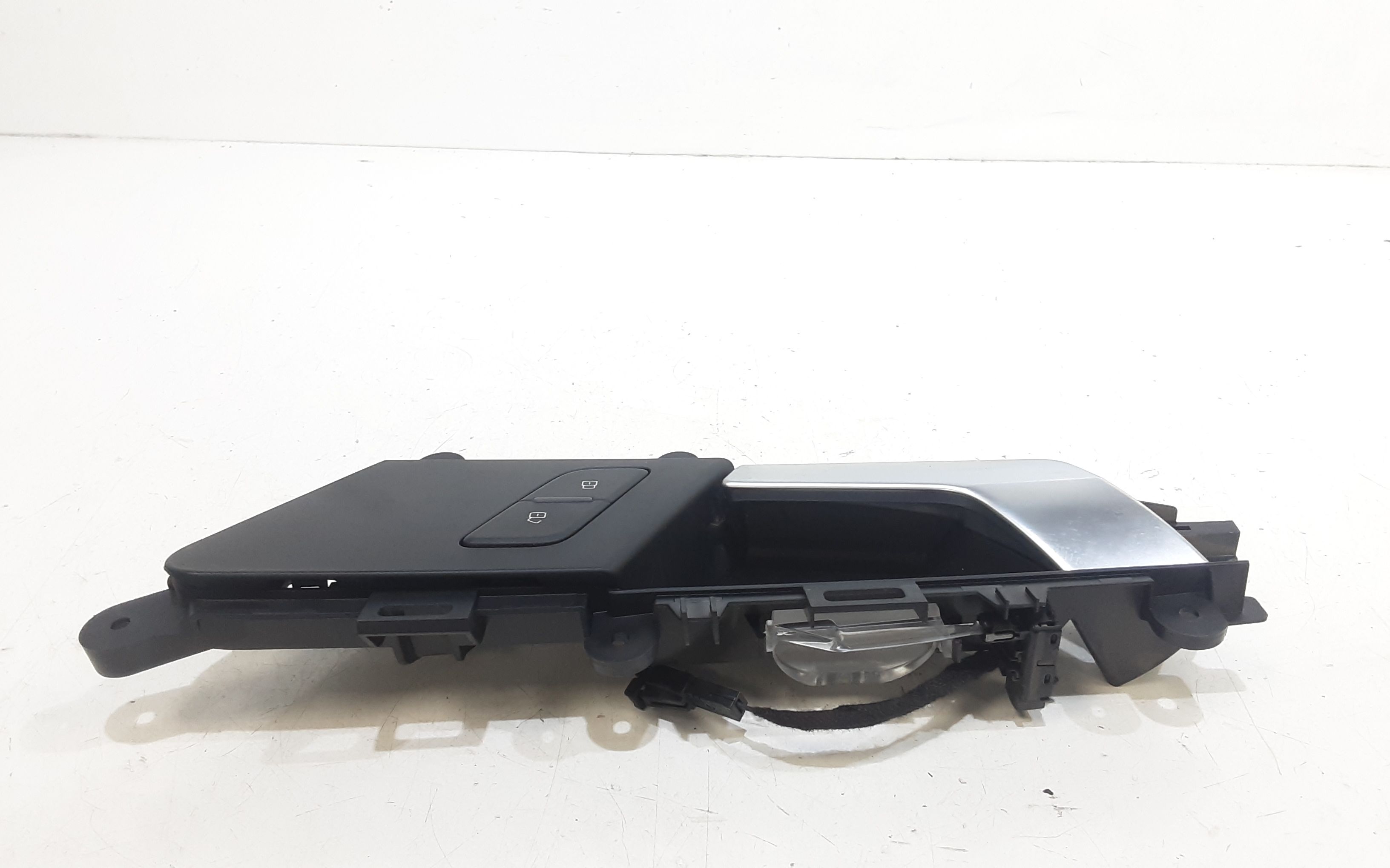 Maniglia Int. Apertura Porta Ant. Sinistro 80A837019B4PK Usato