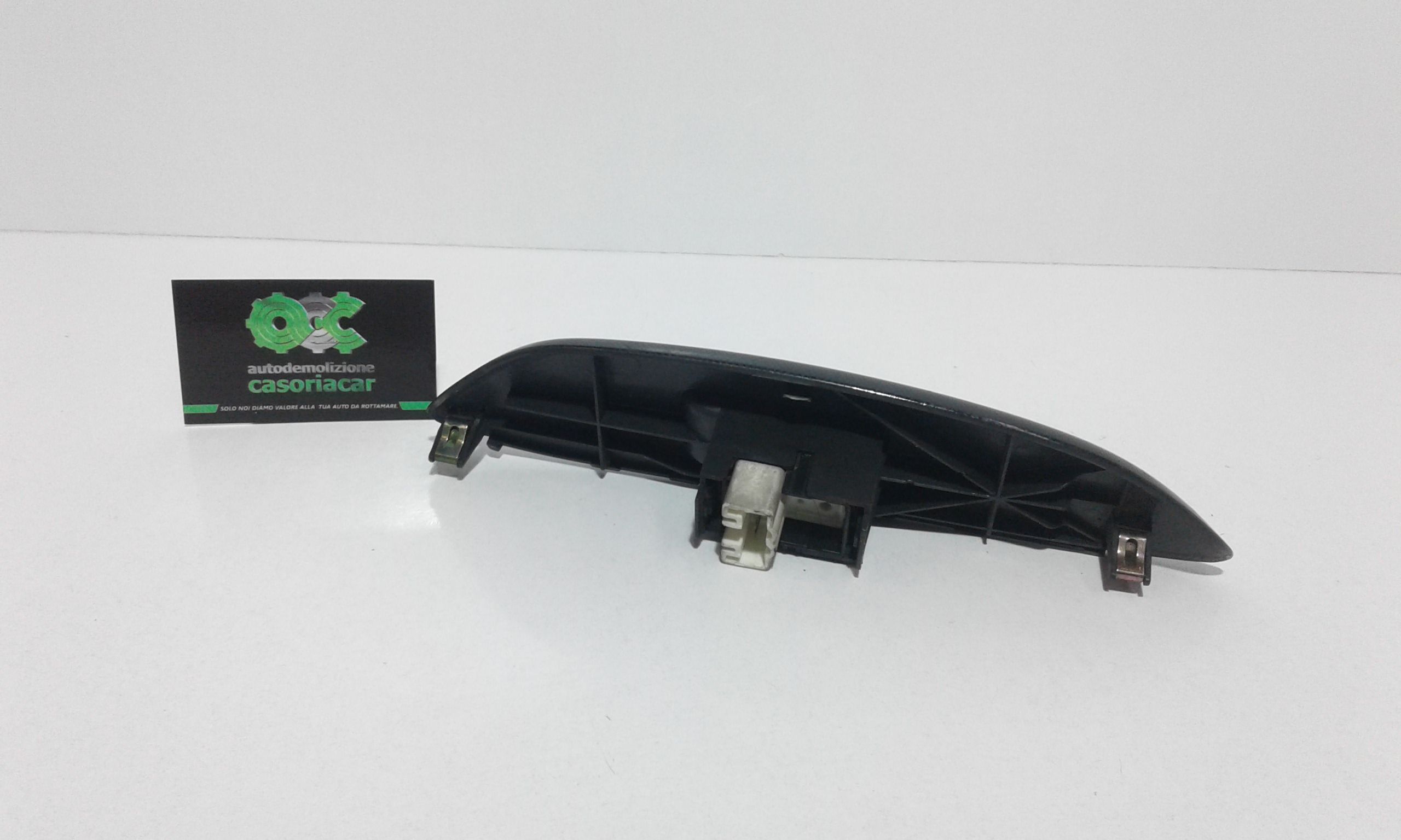 Interruttore Alzacristalli Porta Ant. Destro 848100D010 Usato