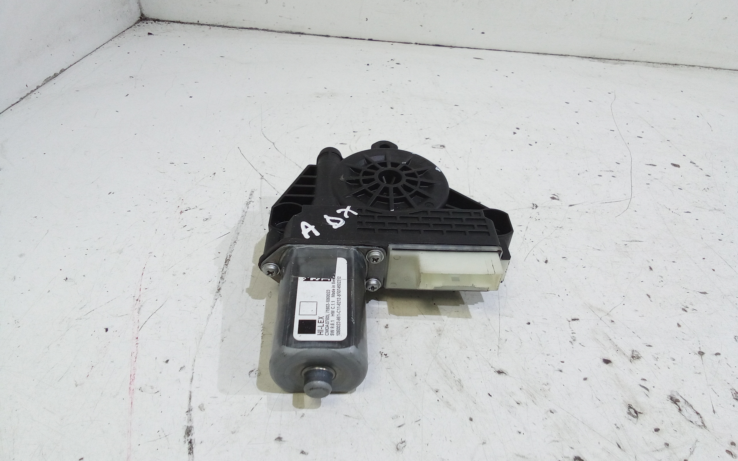 Motorino Alzacristallo Porta Ant. Destro 61355A02D62 Usato