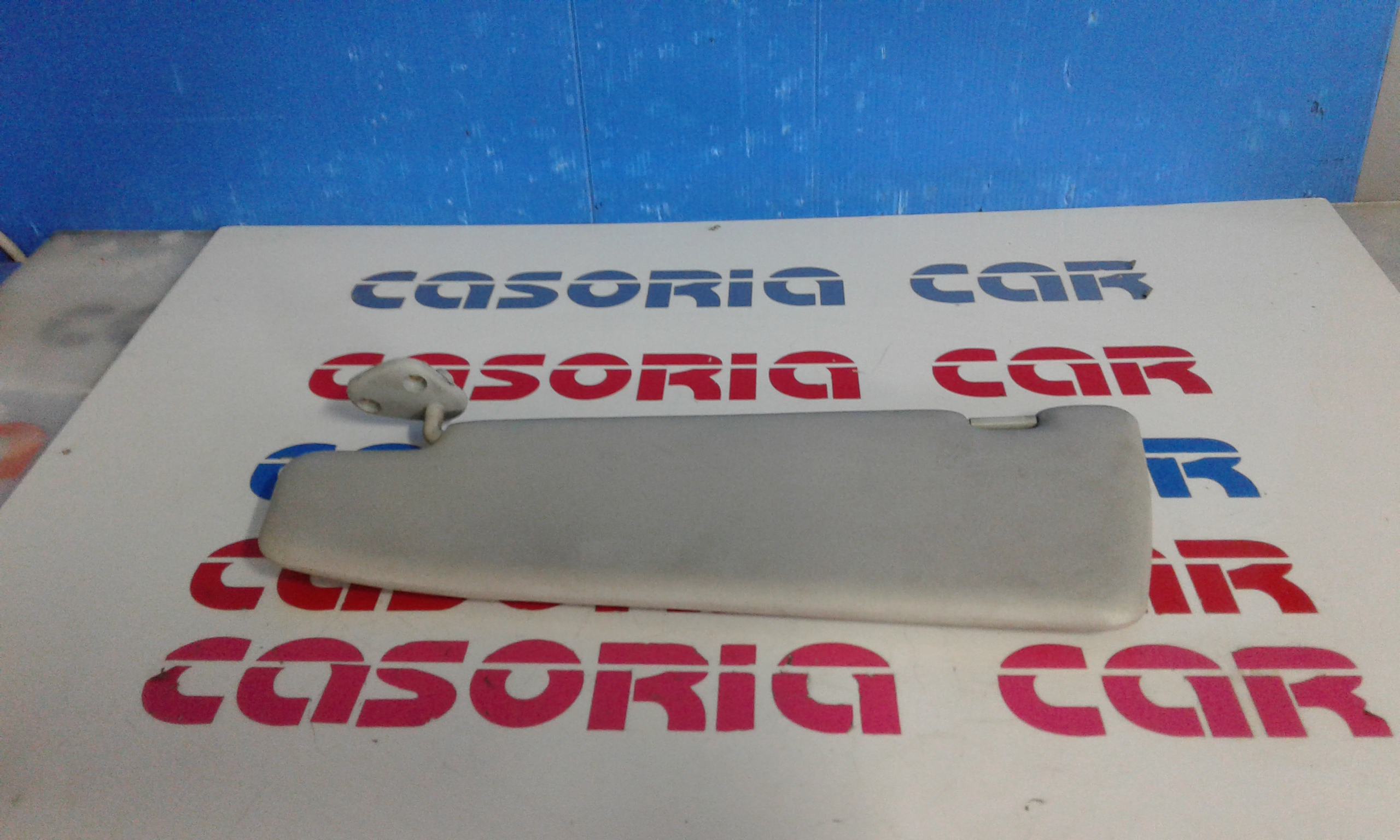 Aletta Parasole Parabrezza Destro 735263611 Usato