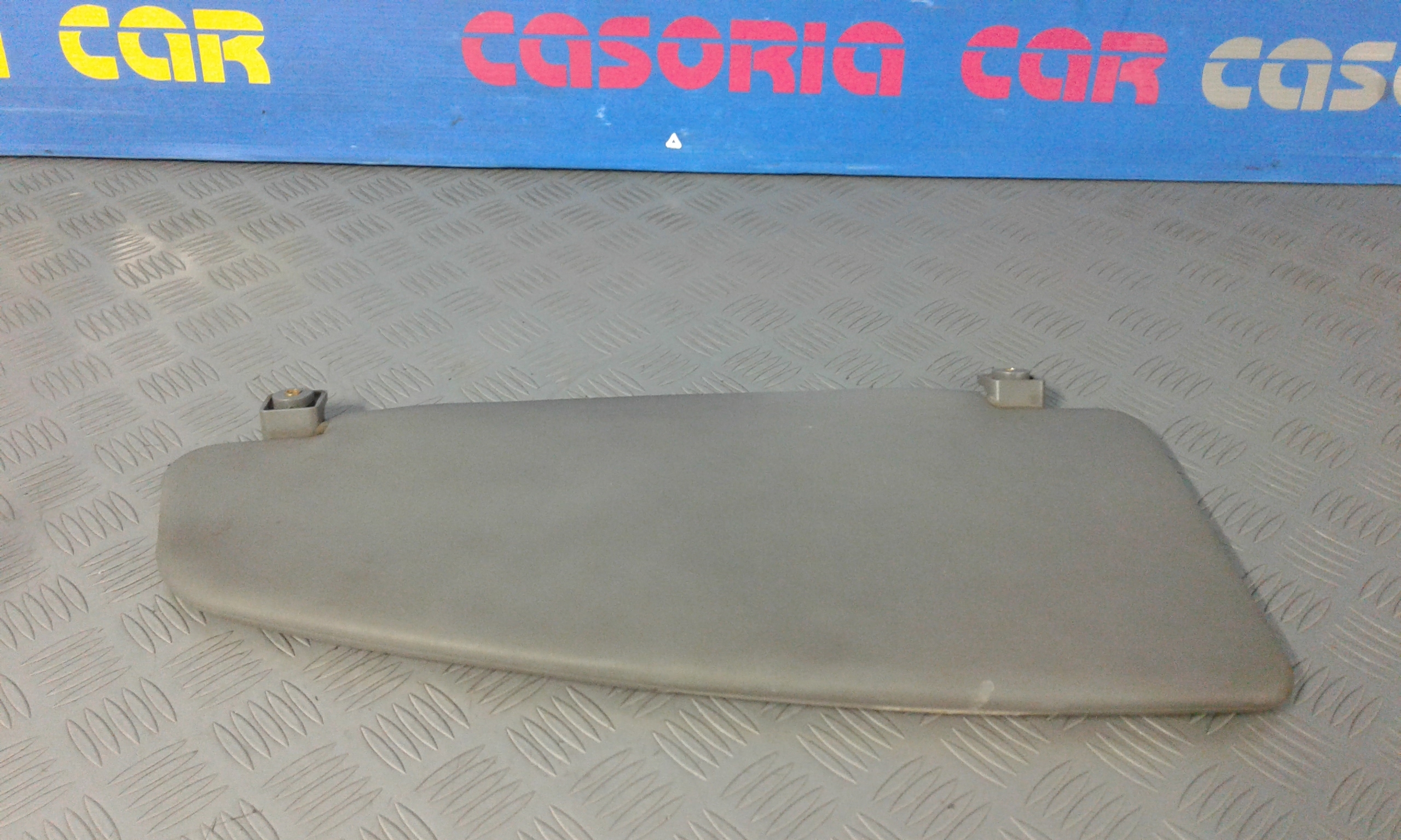 Aletta Parasole Parabrezza Destro 735294014 Usato