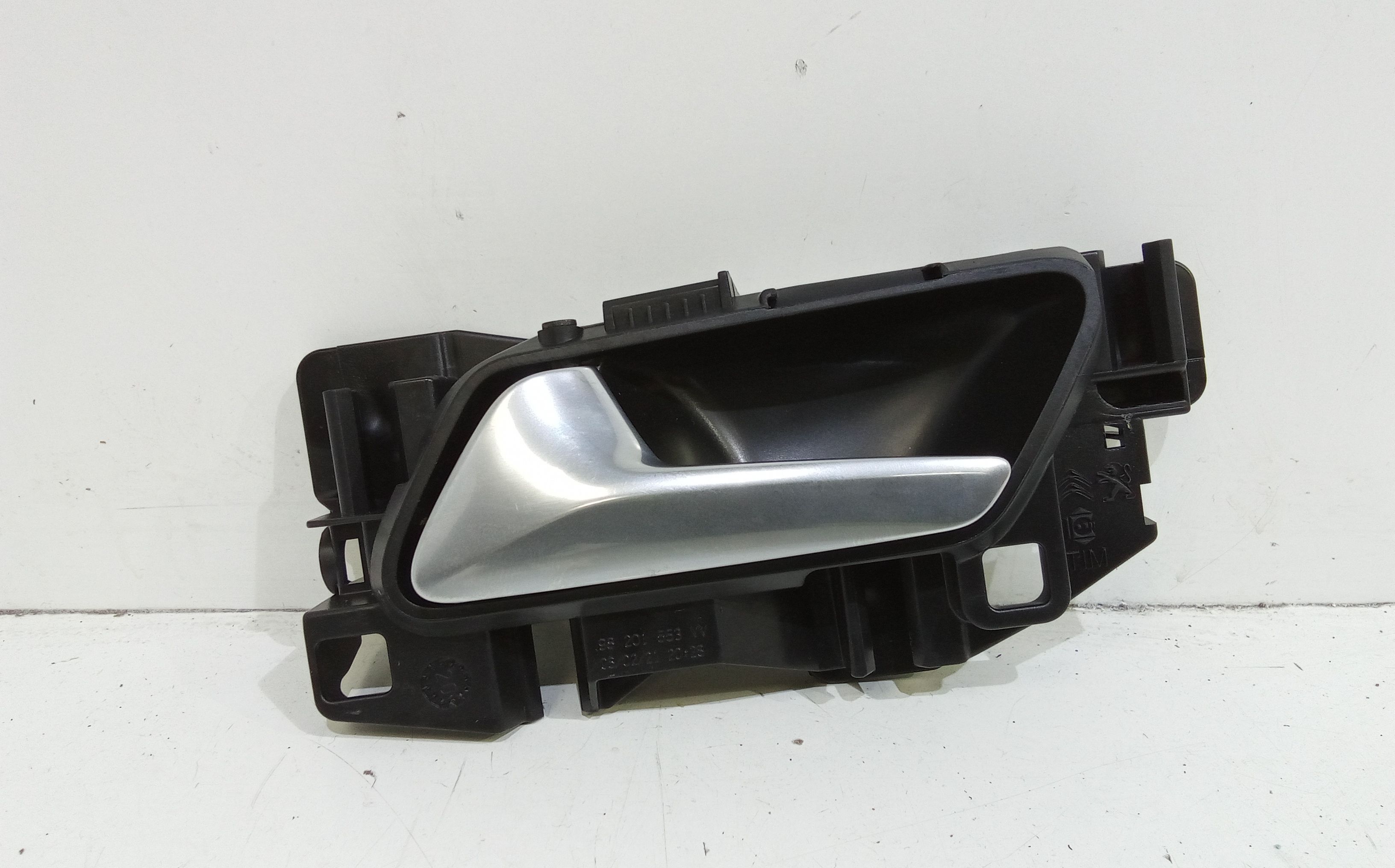 Maniglia Int. Apertura Porta Ant. Sinistro 98201553VV Usato