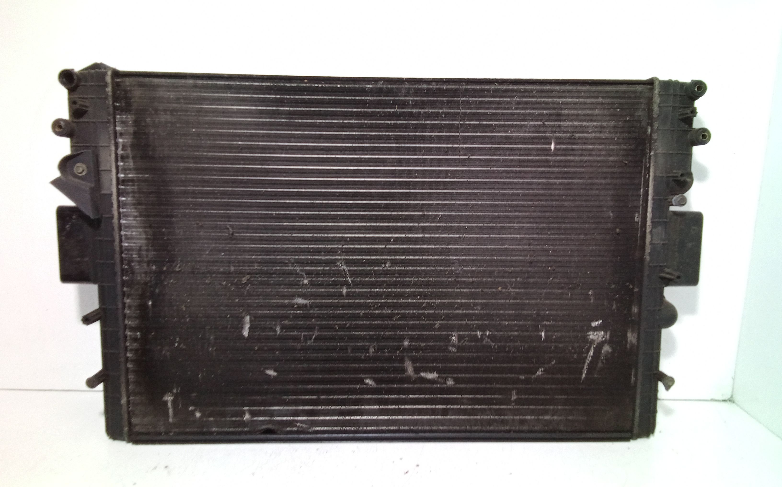 Radiatore 504084141 Usato