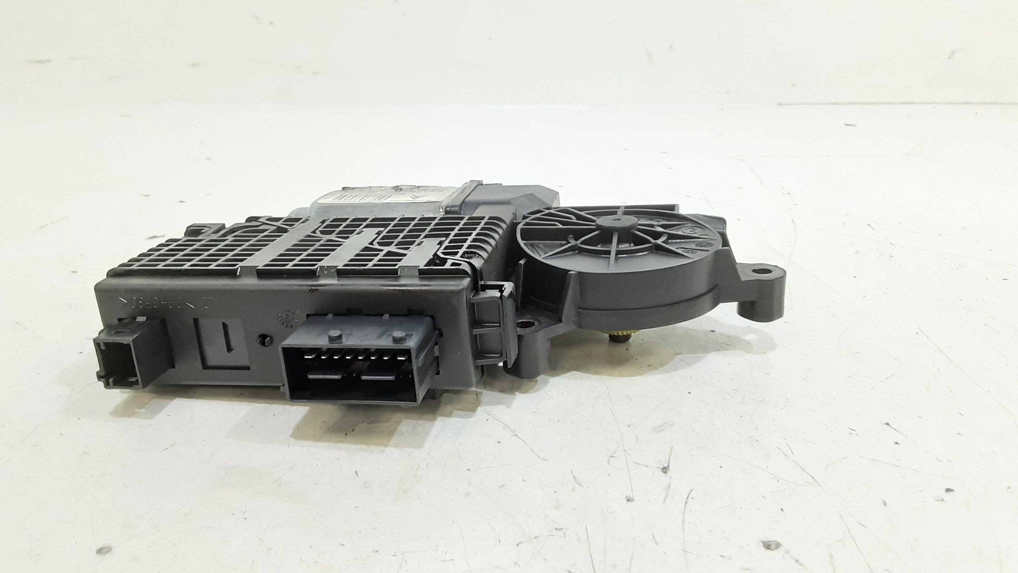 Motorino Alzacristallo Porta Ant. Sinistro 9221HH Usato