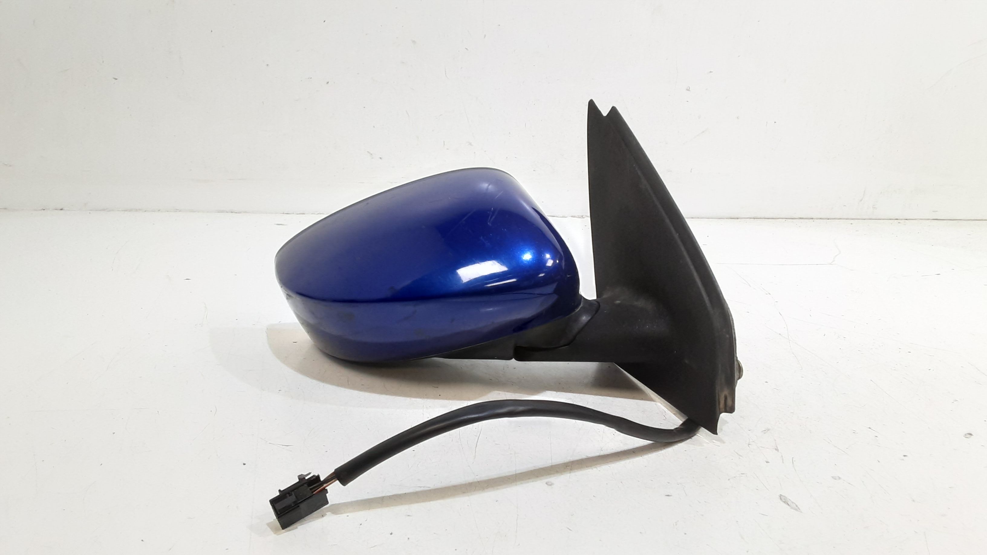 Retrovisore Est. Destro Usato