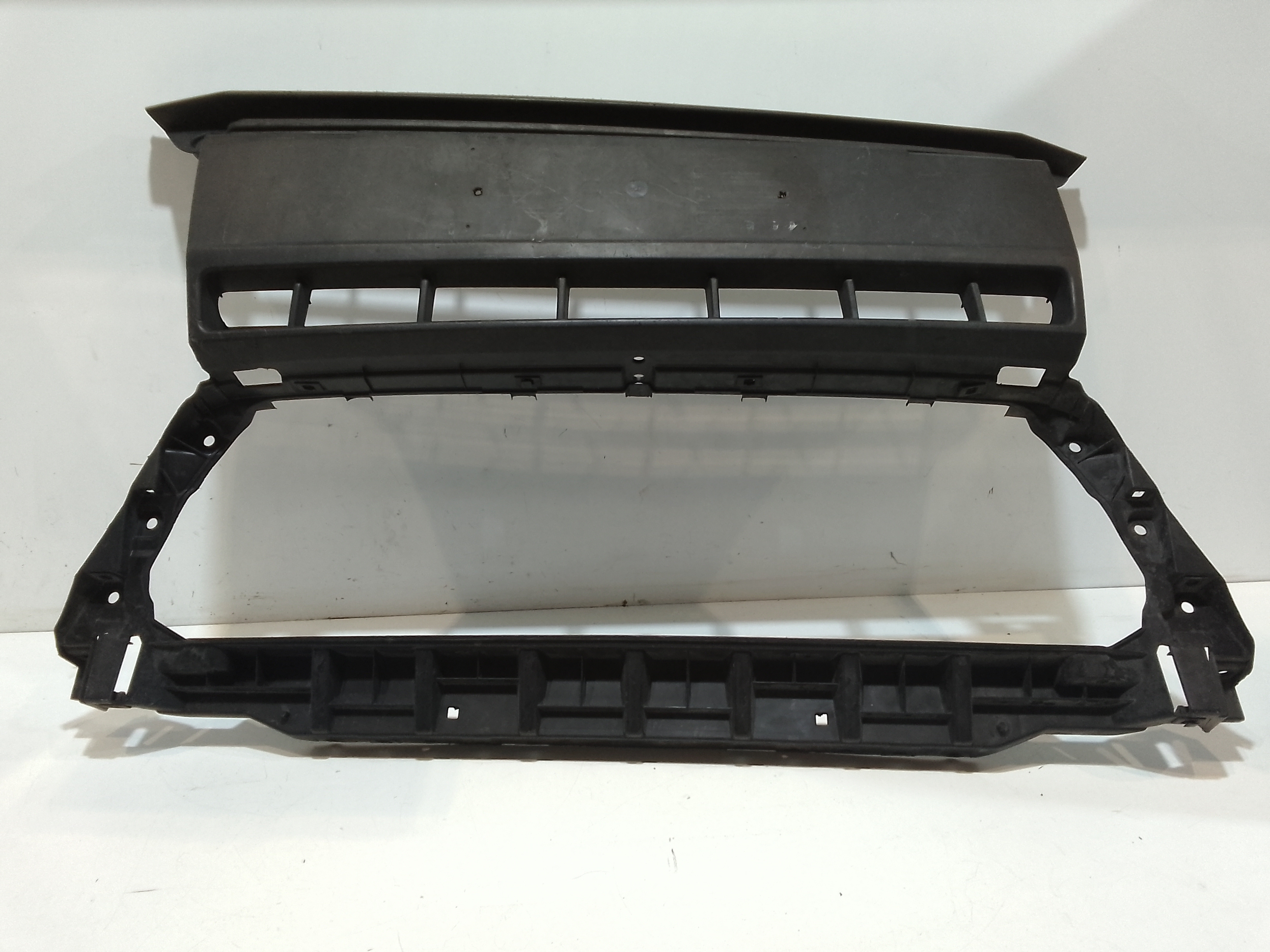 Paraurti Ant. Centr. 1611705180 Usato