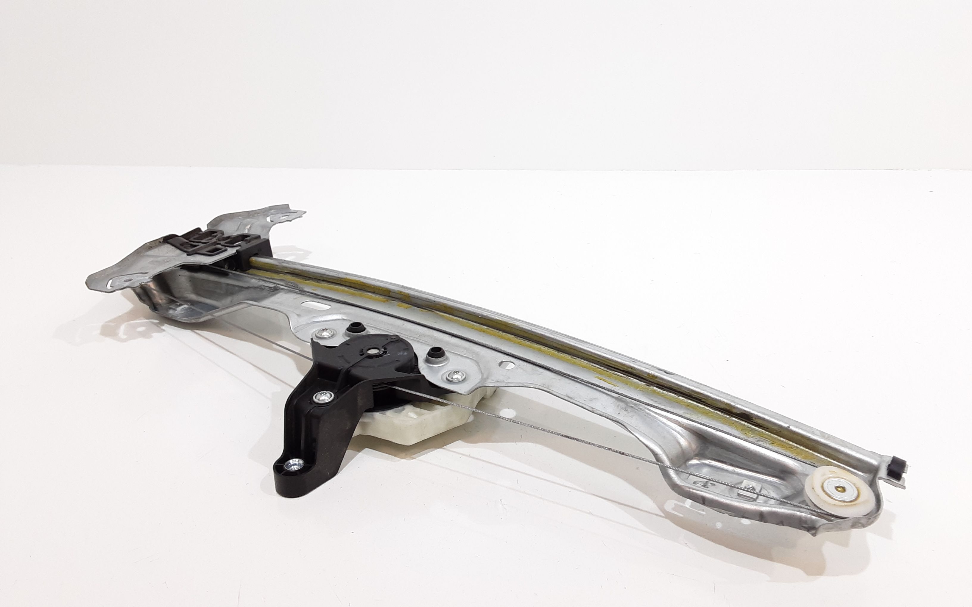 Alzacristallo Porta Ant. Destro Usato