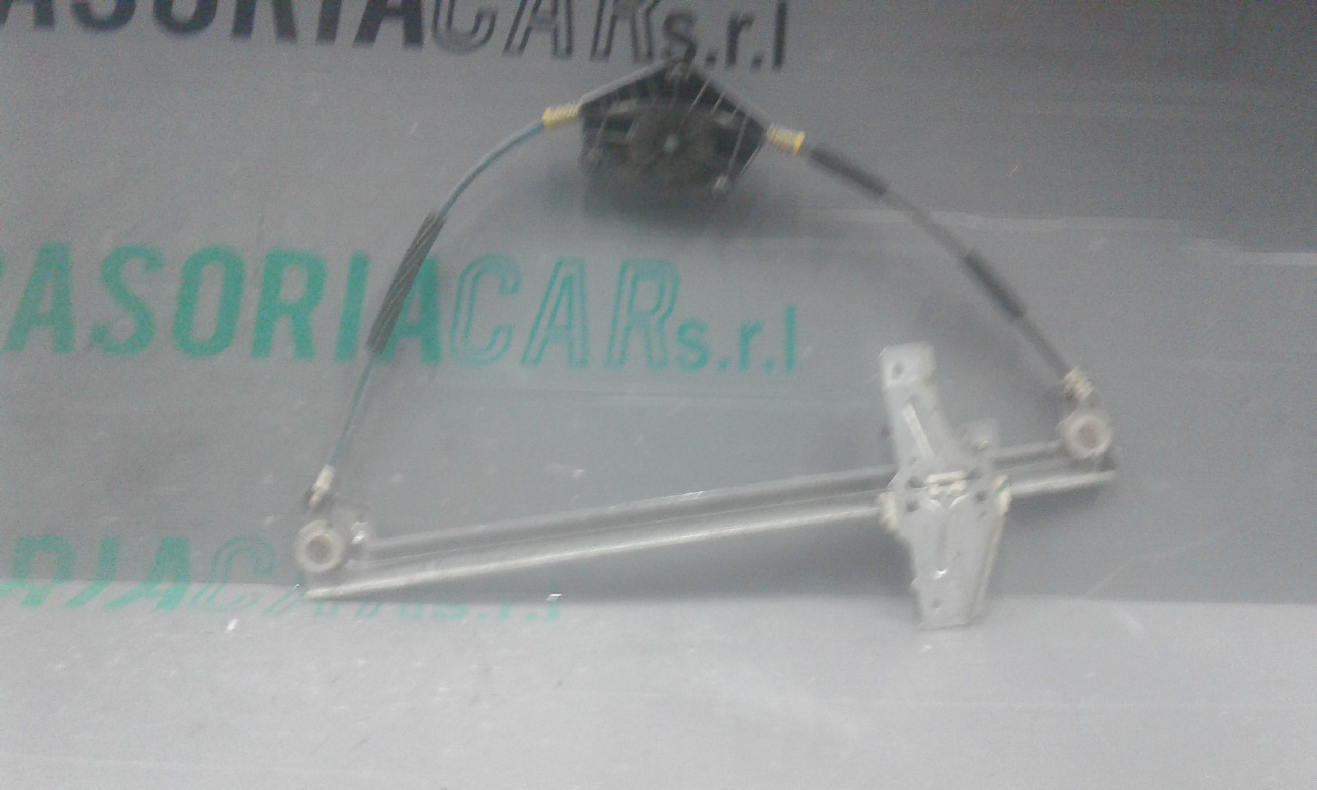 Alzacristallo Porta Ant. Destro Usato