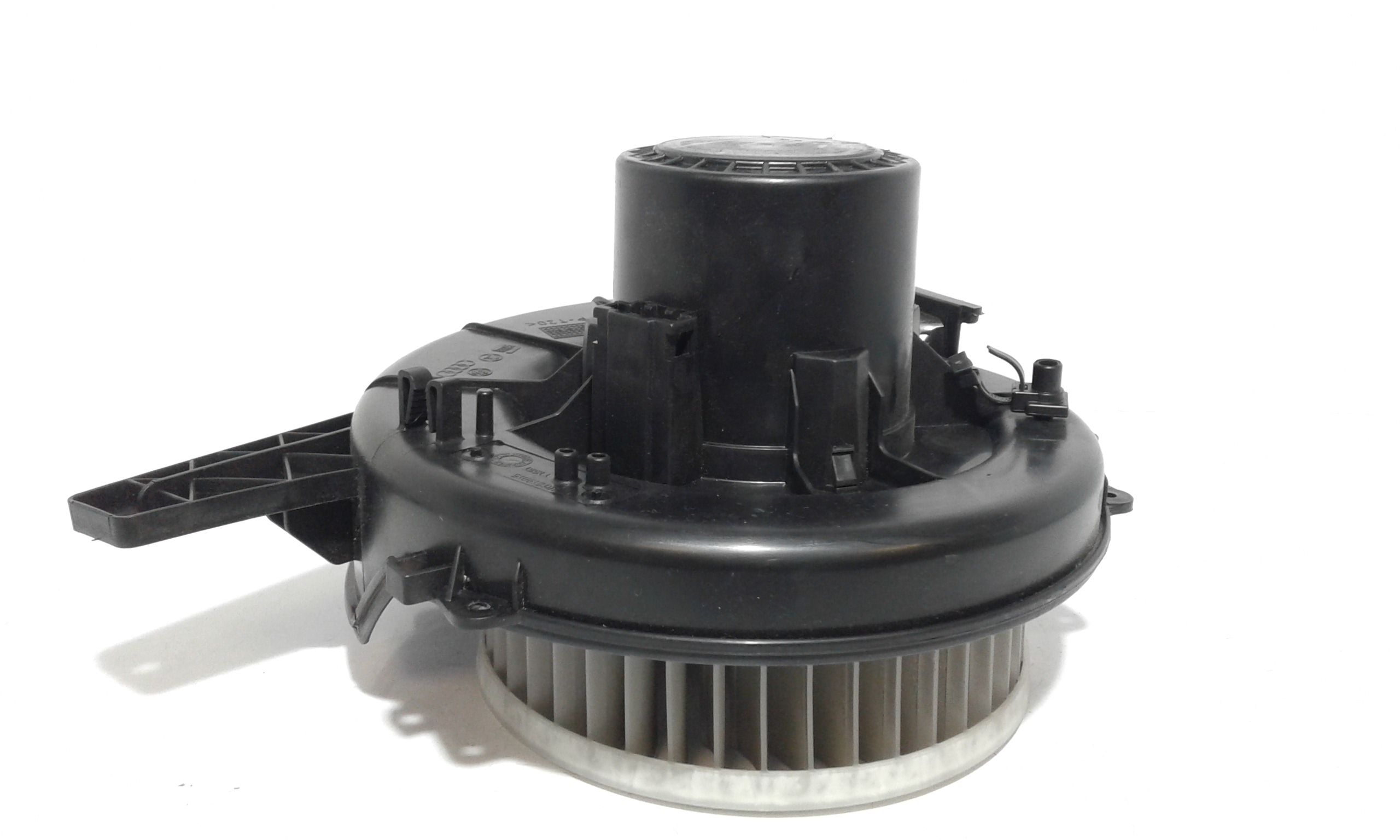 Motorino Ventilazione Abitacolo 2Q1819021 Usato