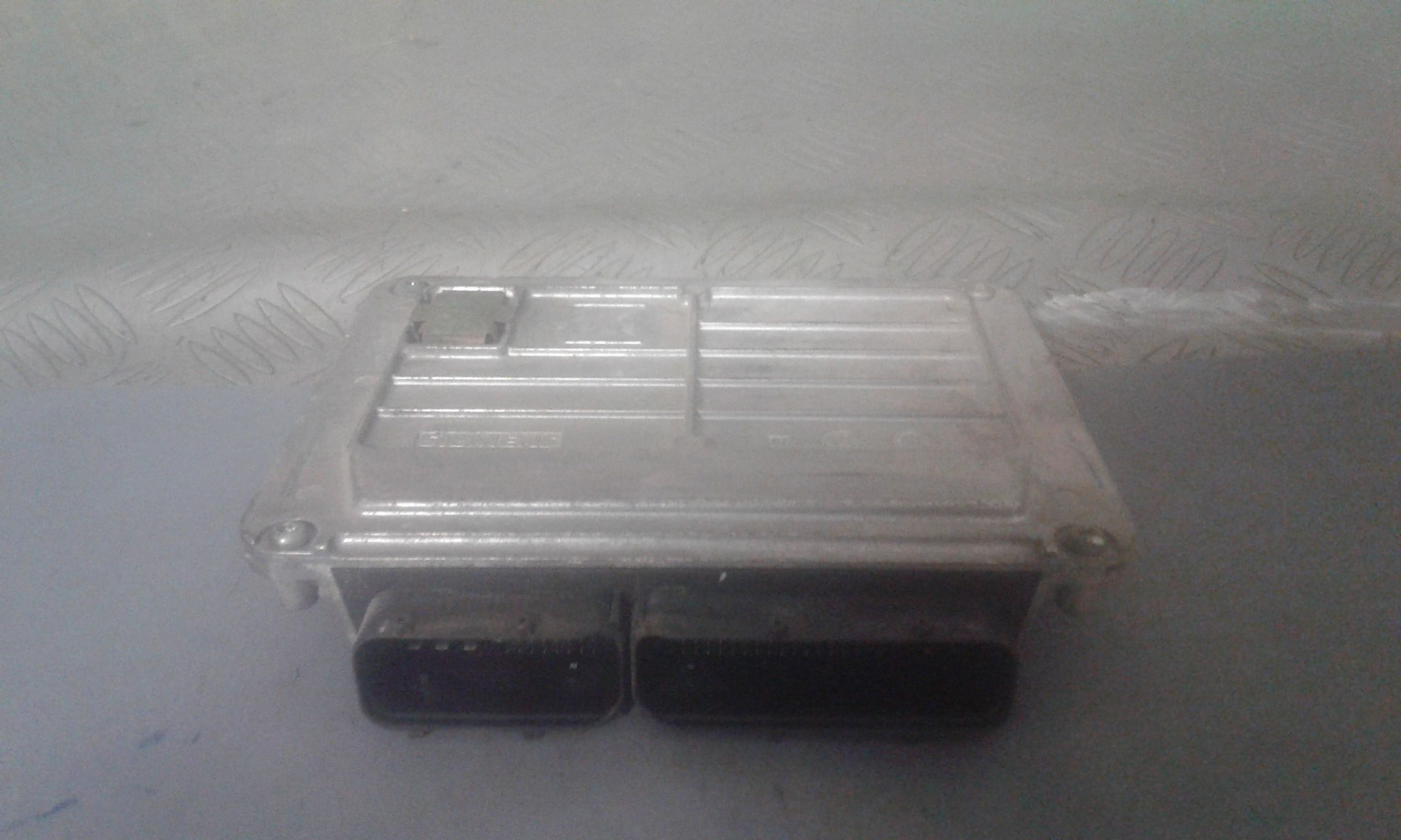 Centralina Iniezione 03C906057AG Usato