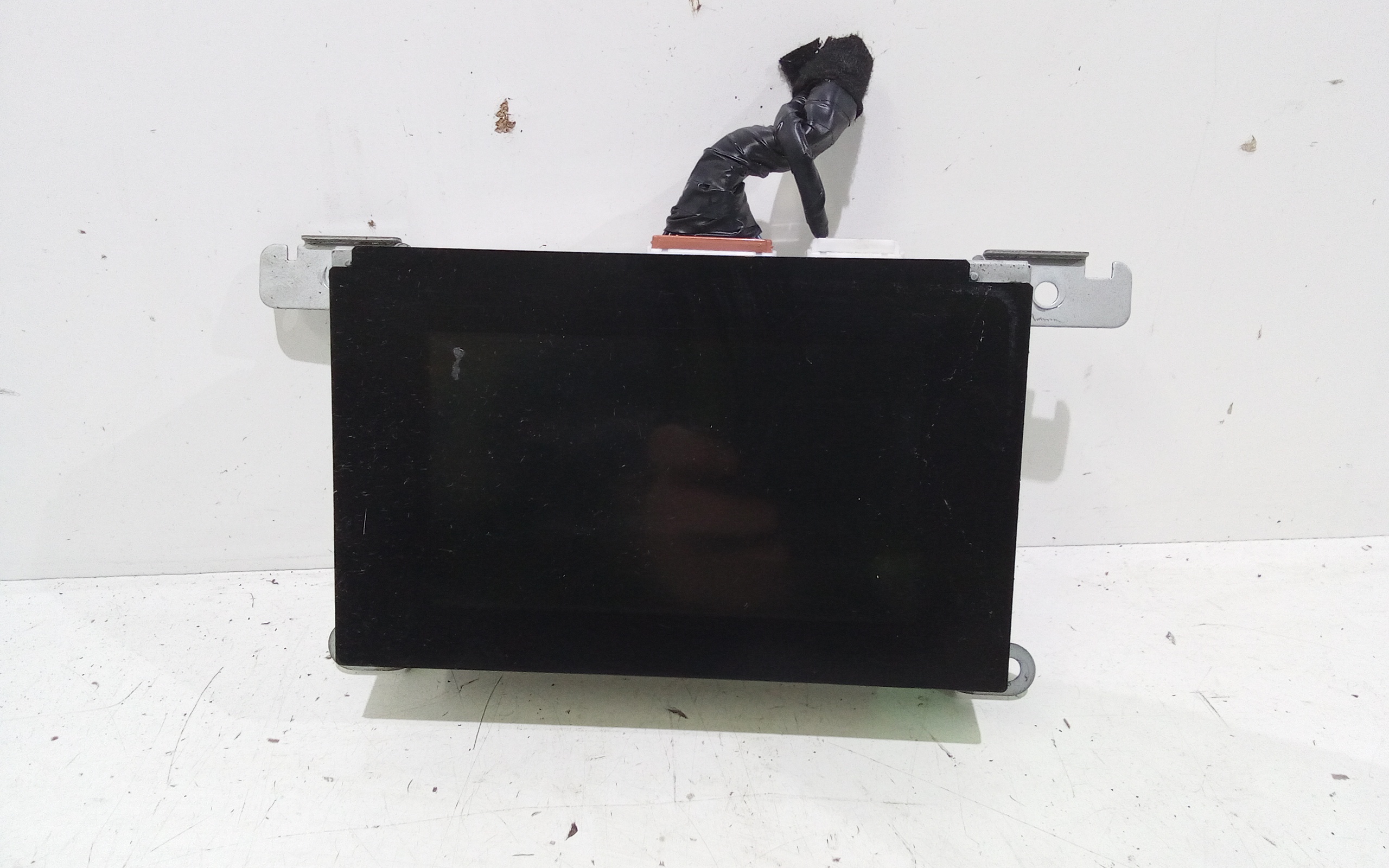 Radio C/sistema Di Navigatore Satellitare Usato