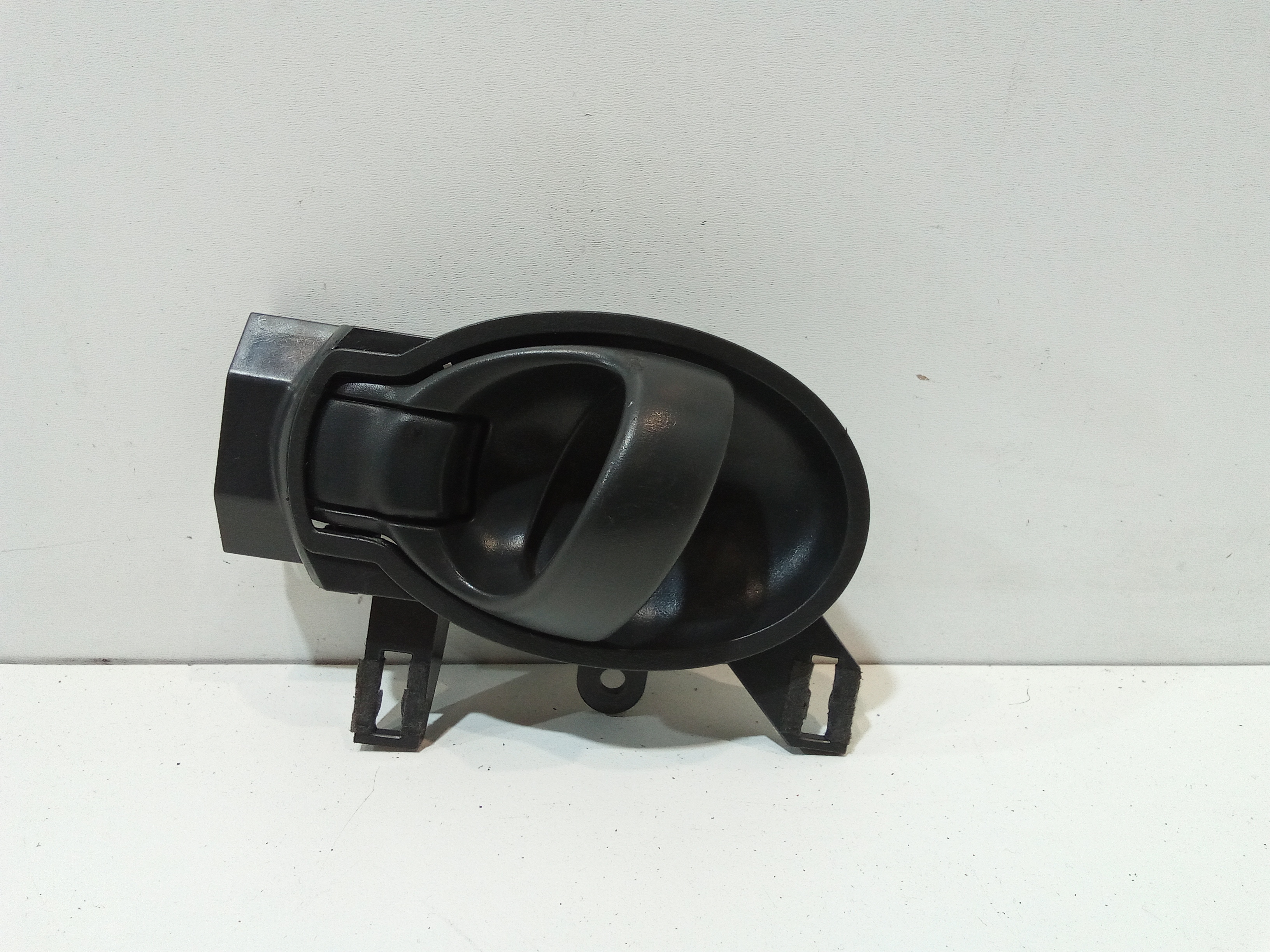 Maniglia Int. Apertura Porta Ant. Sinistro 806711HB0A Usato