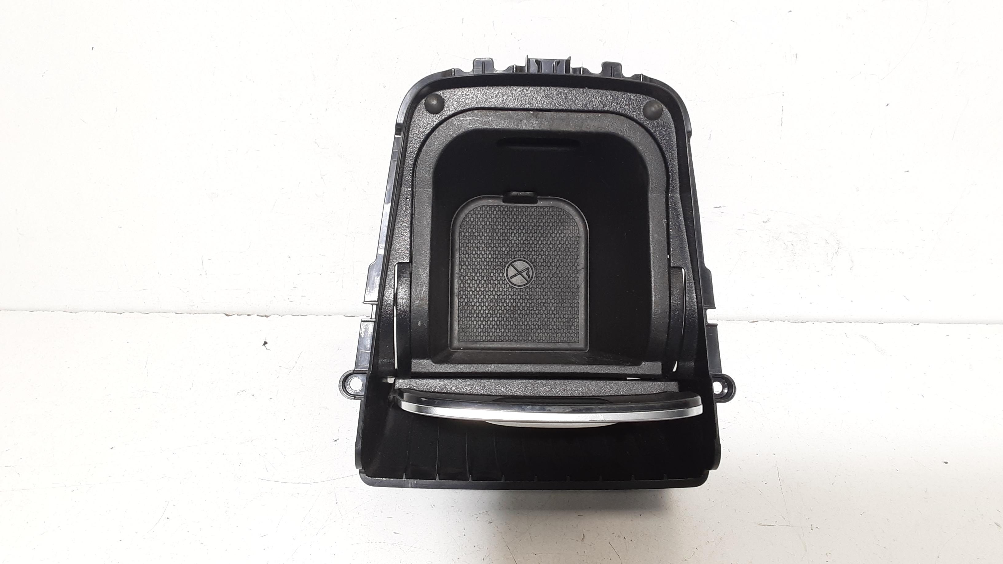 Portaoggetti Cruscotto Destro Usato