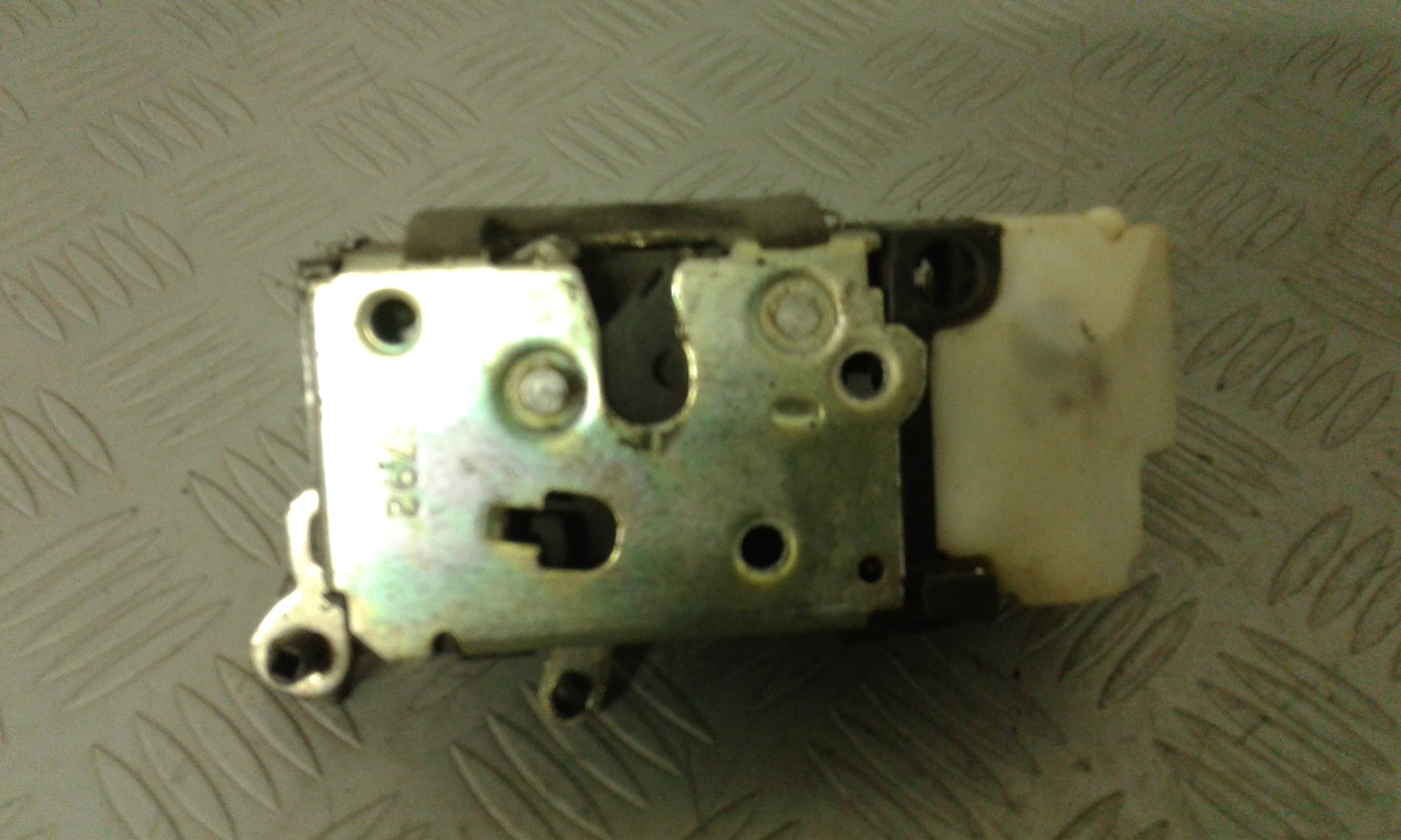 Serratura Porta Ant. Sinistro 46759792 Usato