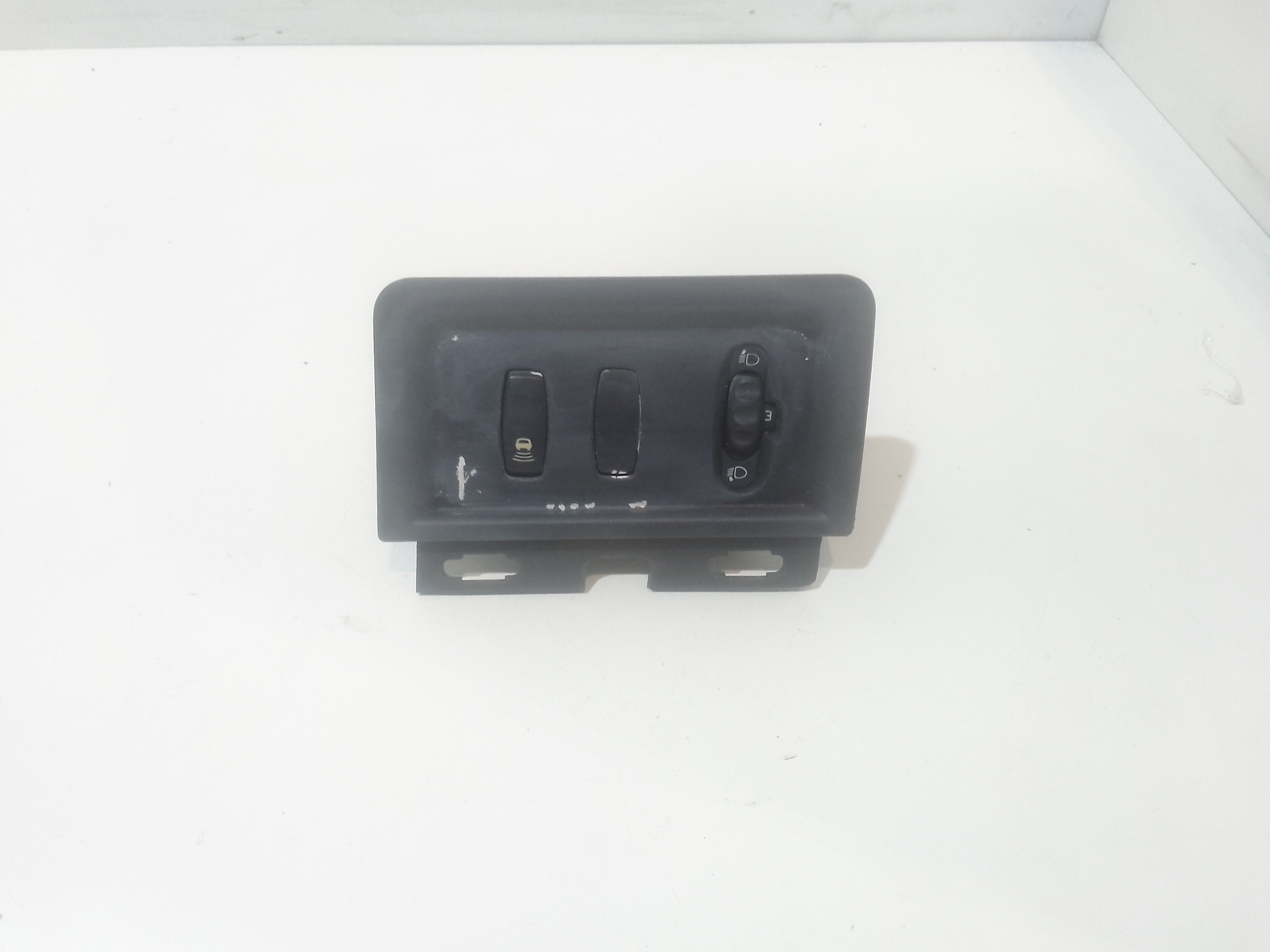 Comando Regolazione Altezza Proiettori 8200379685 Usato