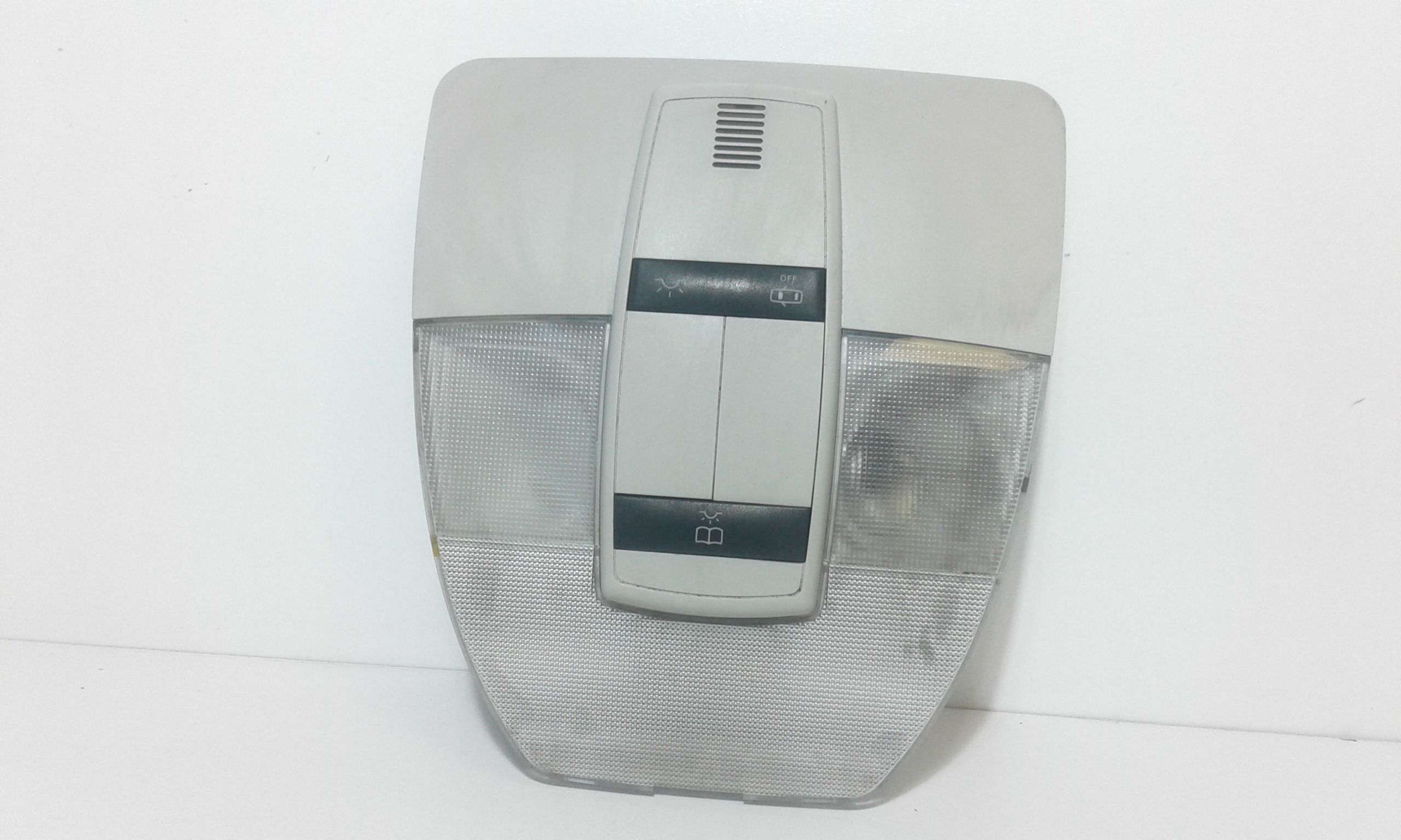 Luce Cortesia Ant. Tetto A16982000017H52 Usato