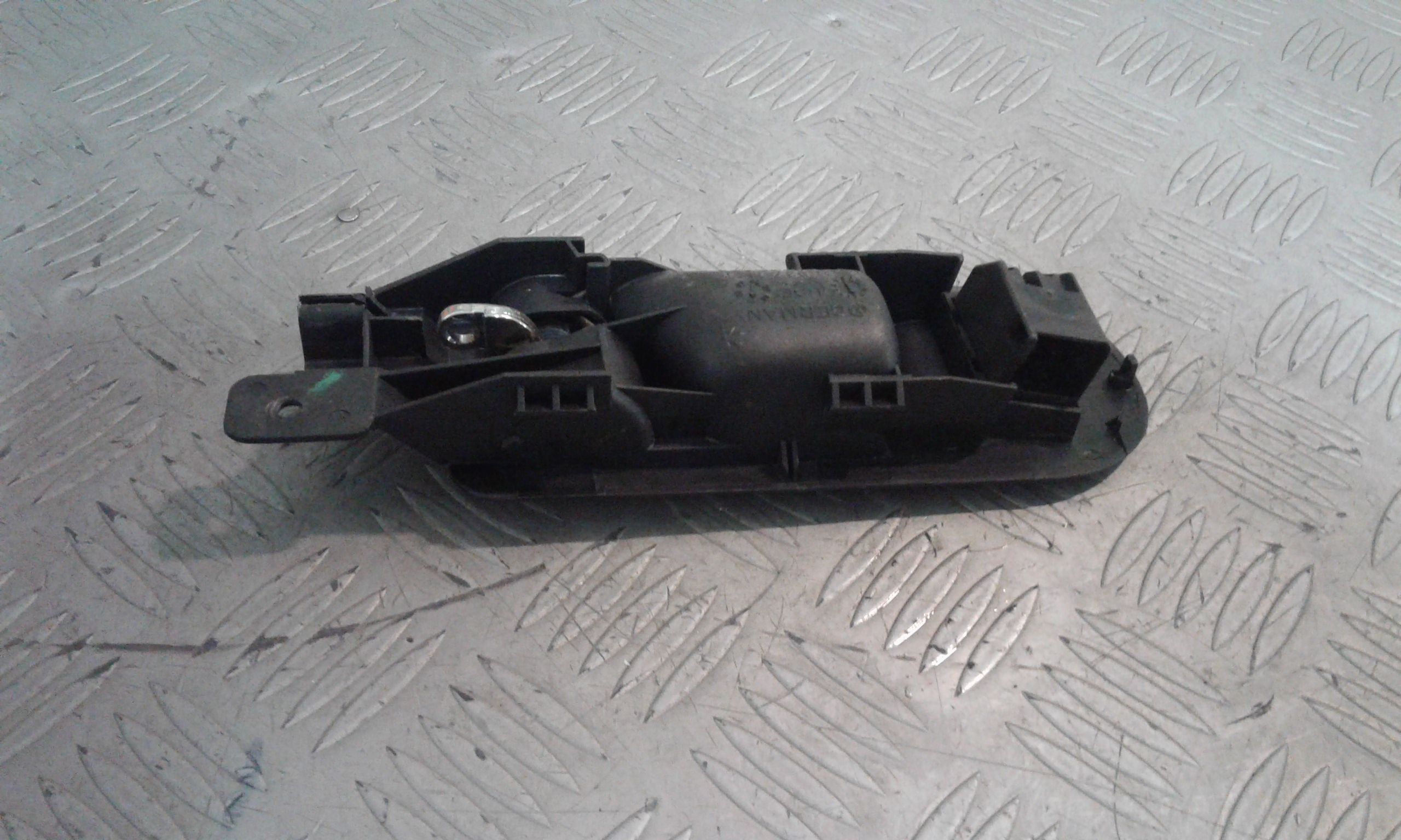 Maniglia Int. Apertura Porta Ant. Destro Usato