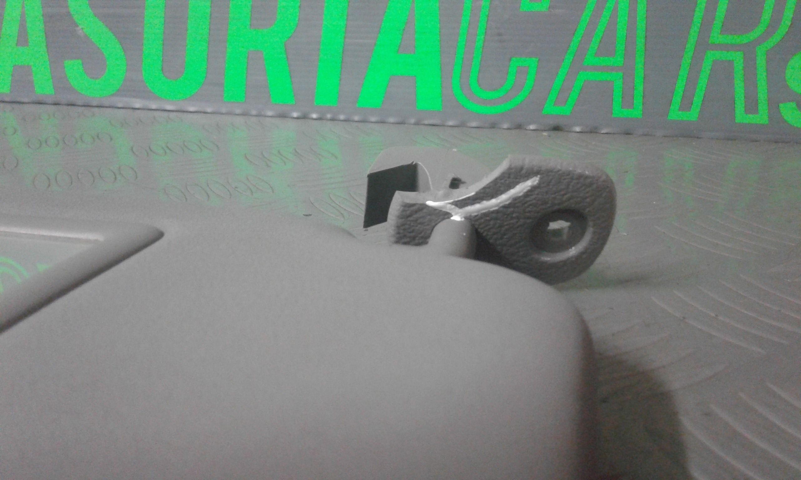 Aletta Parasole Parabrezza Destro 8200240038 Usato