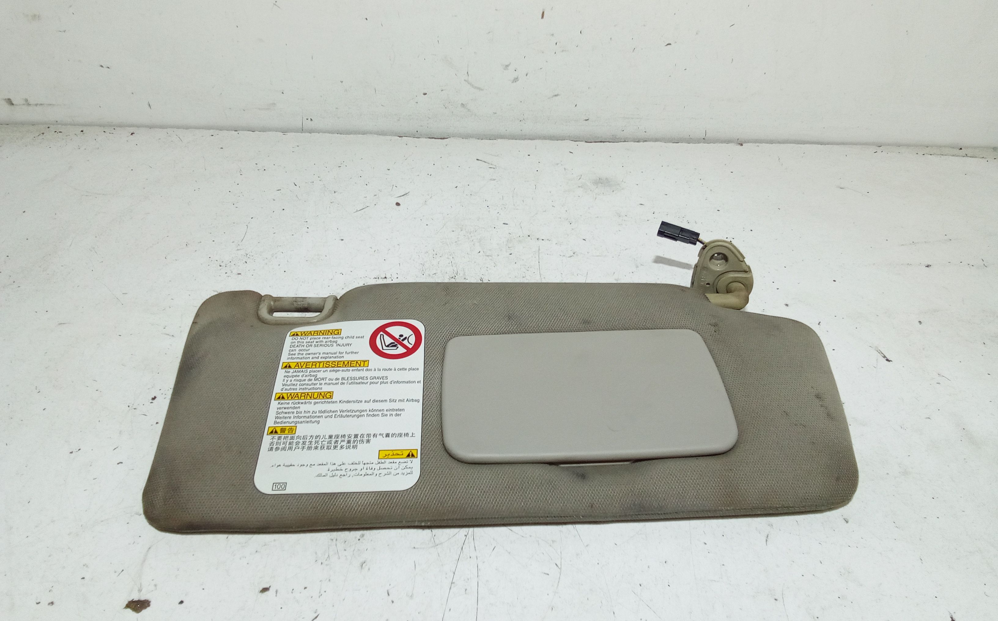 Aletta Parasole Parabrezza Destro Usato