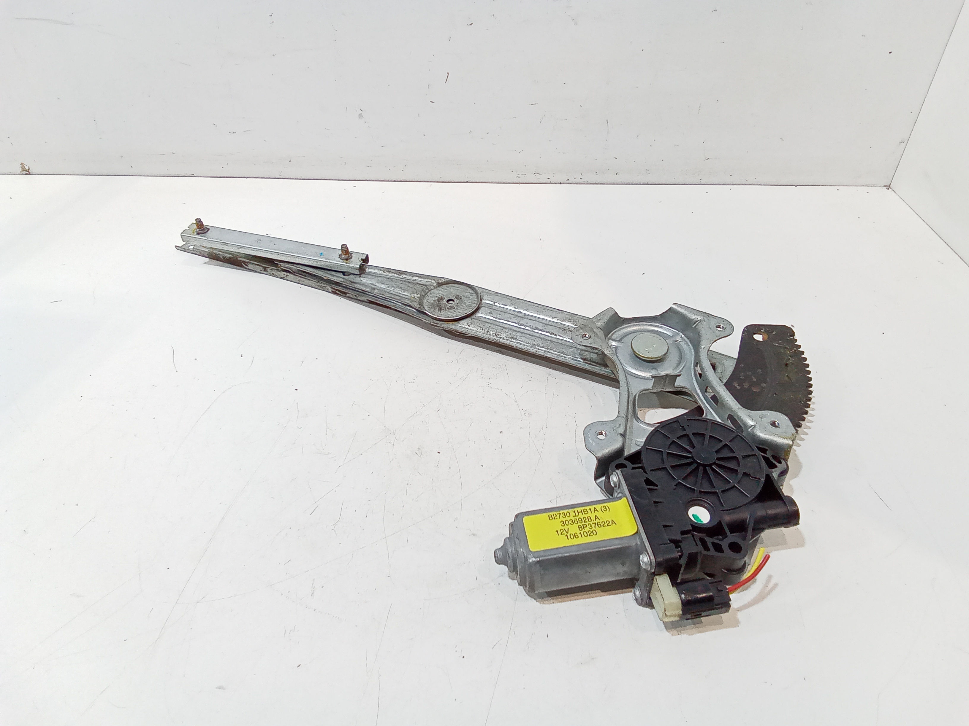 Alzacristallo Porta Ant. Destro Usato