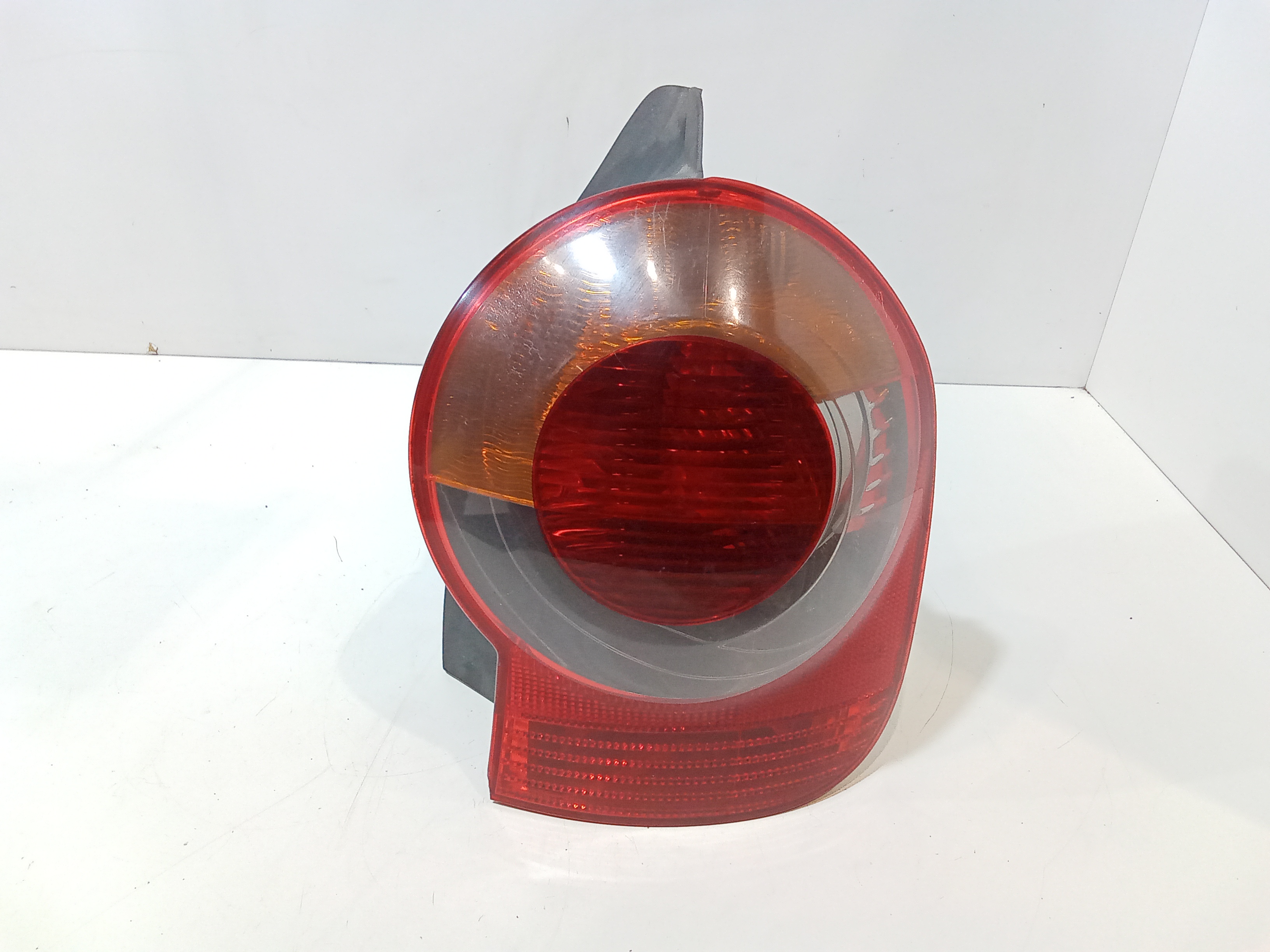 Fanale Post. Destro 8200538785 Usato