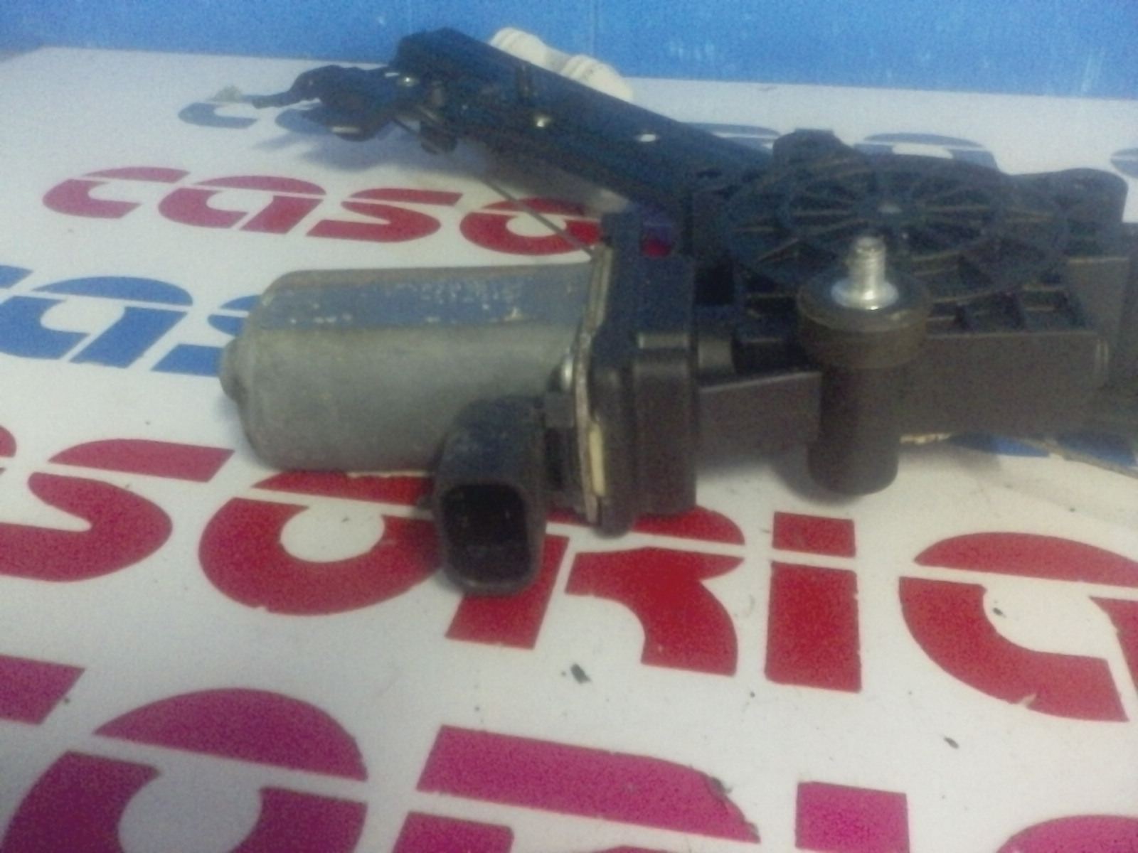 Alzacristallo Porta Ant. Destro Usato