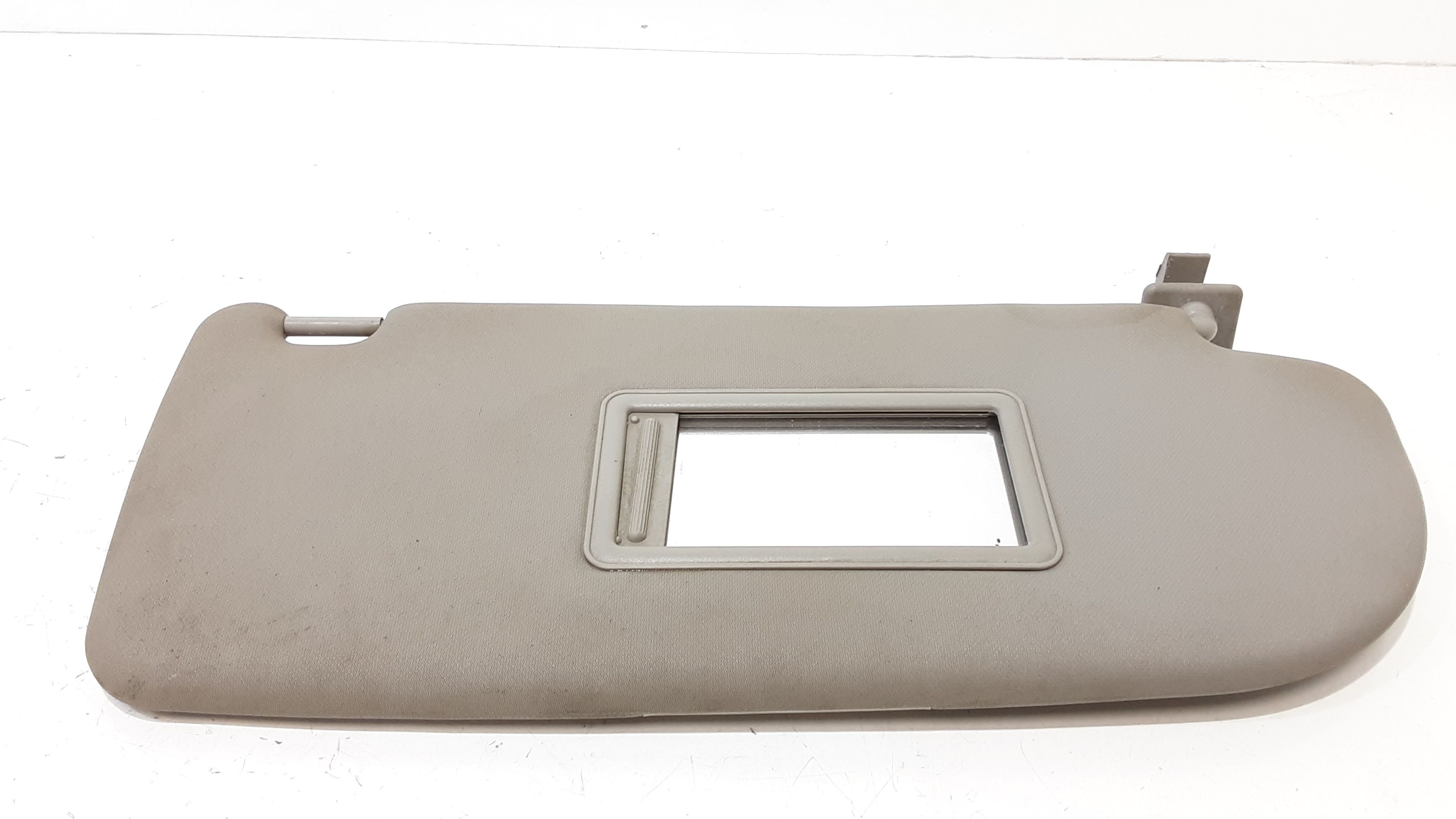 Aletta Parasole Parabrezza Destro 735314225 Usato