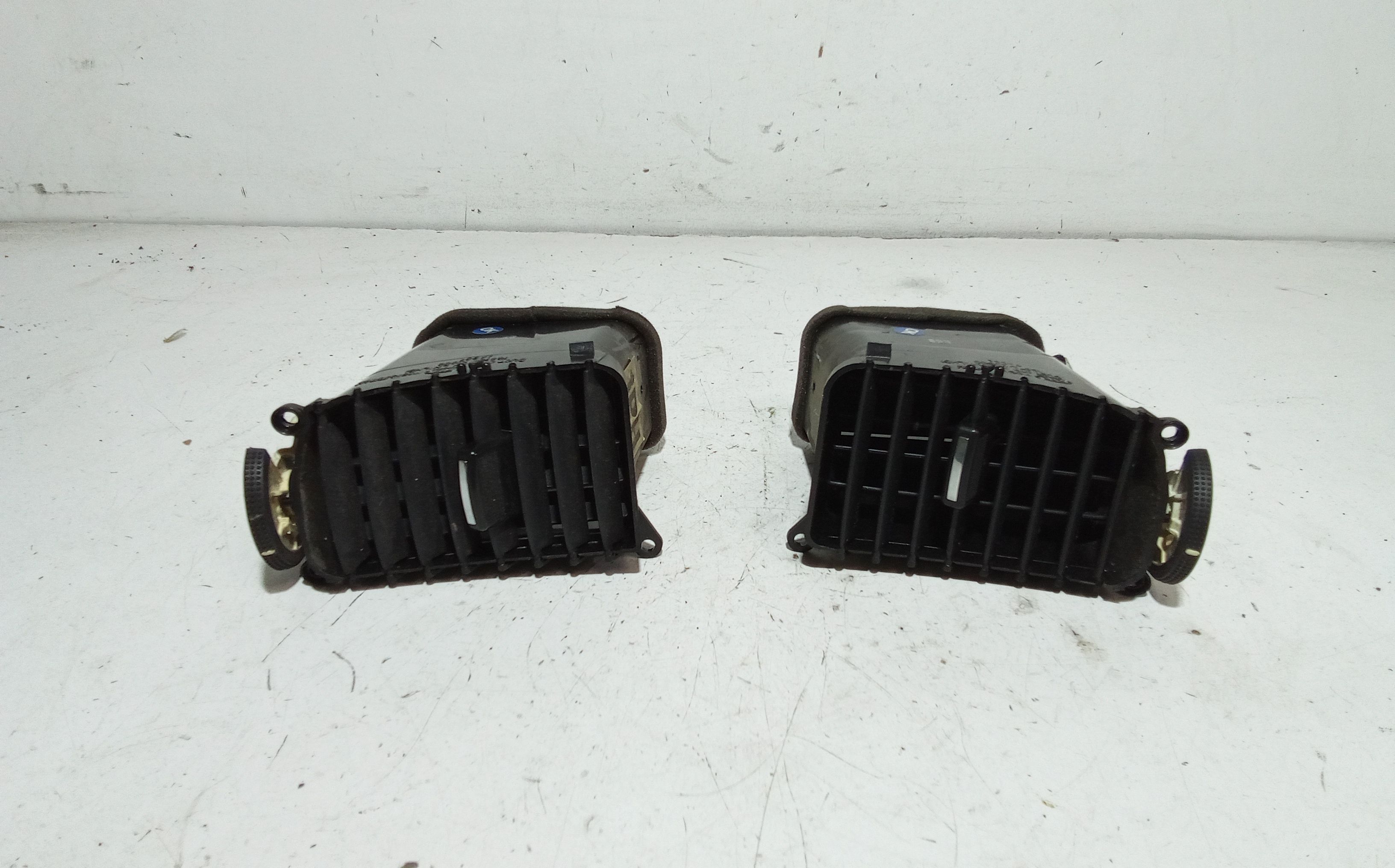 Condotto Aria Bocchette Centr. Sup. Cruscotto Usato