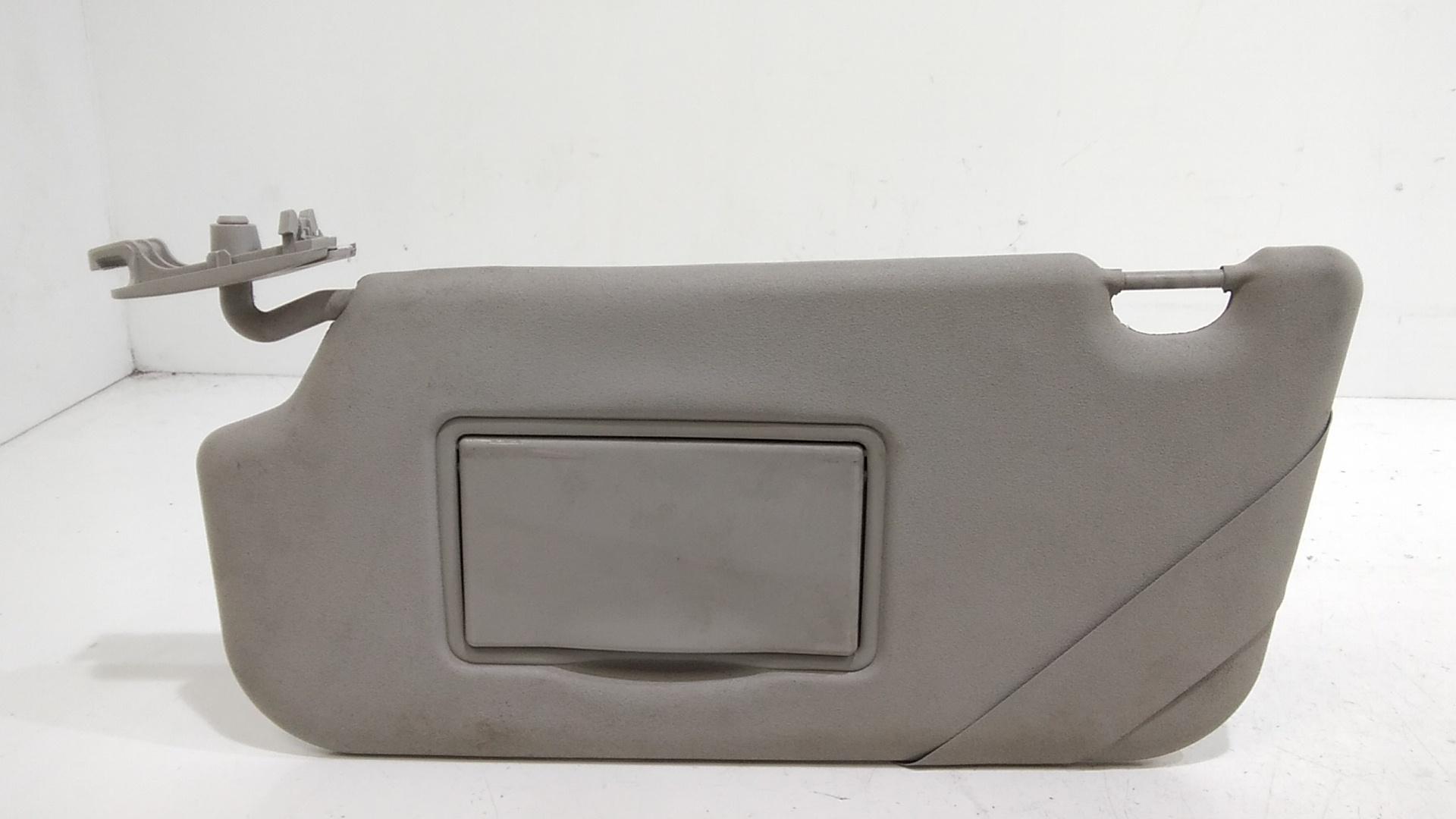 Aletta Parasole Parabrezza Sinistro 1783039 Usato