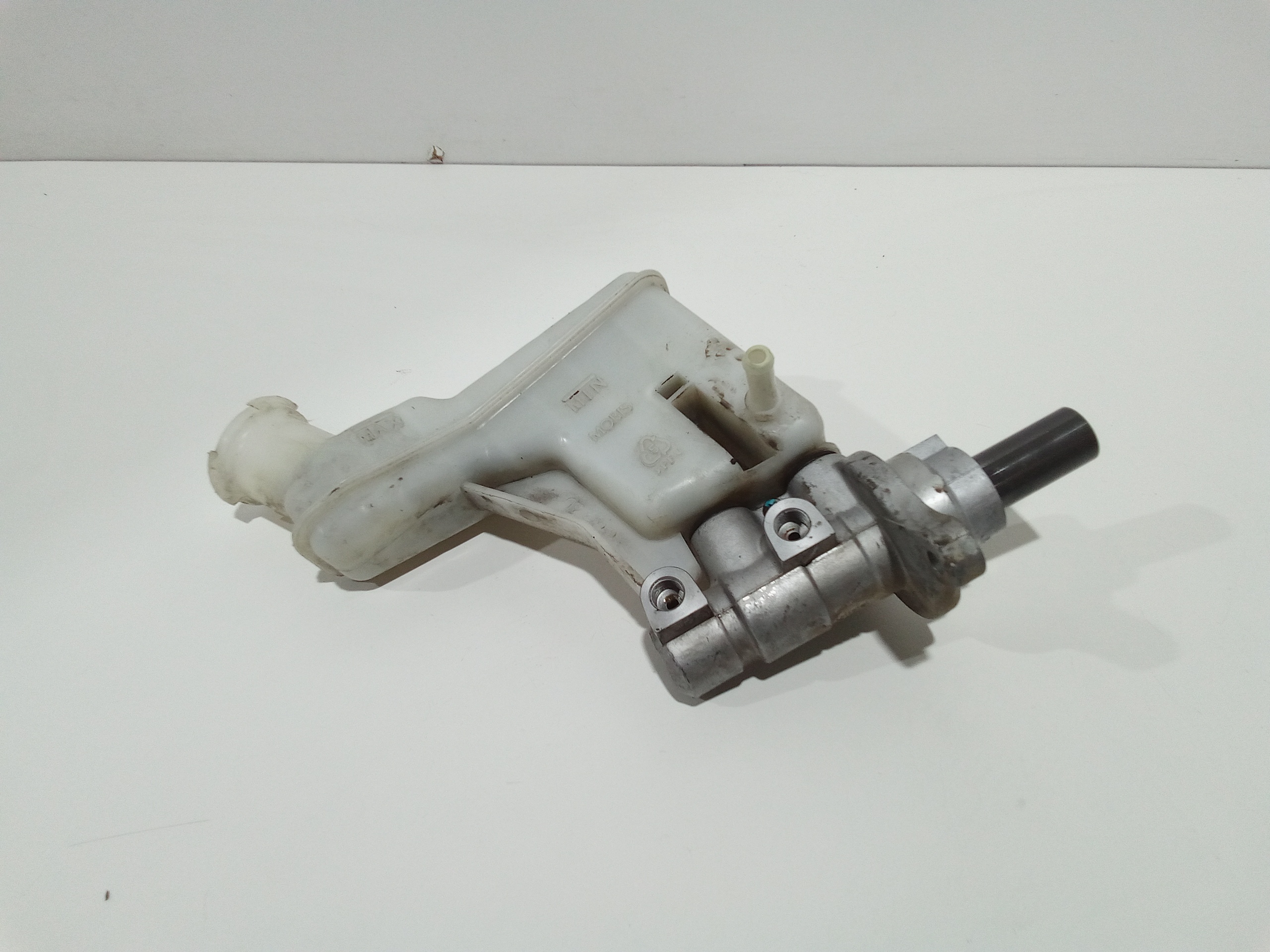 Pompa Comando Freni 585102E100 Usato