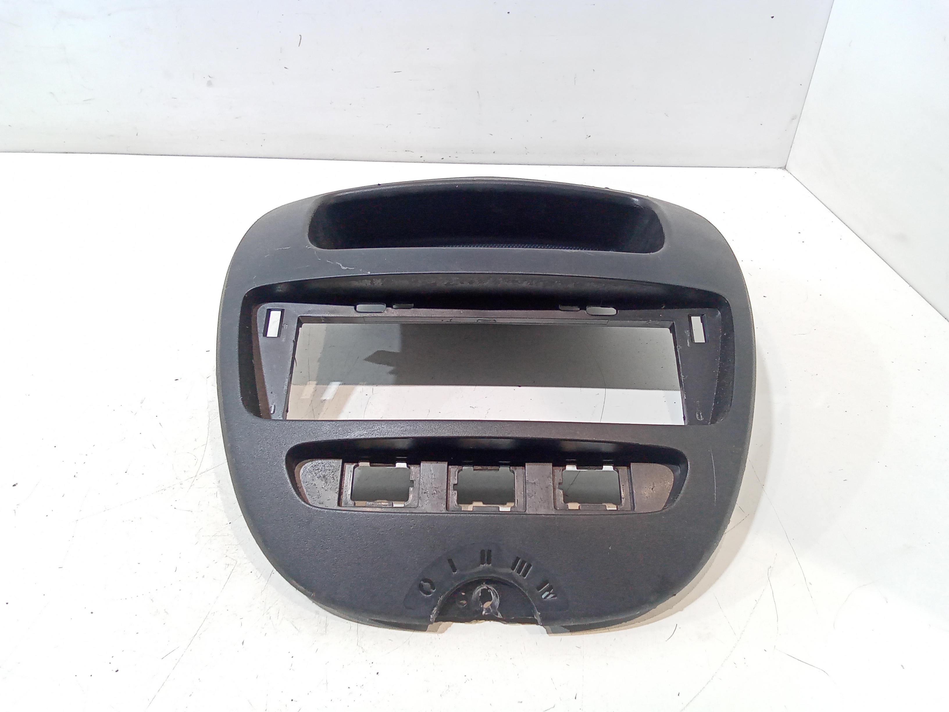 Rivestimento Centr. Cruscotto, Mascherina Portastrumenti Centr. Cruscotto Usato