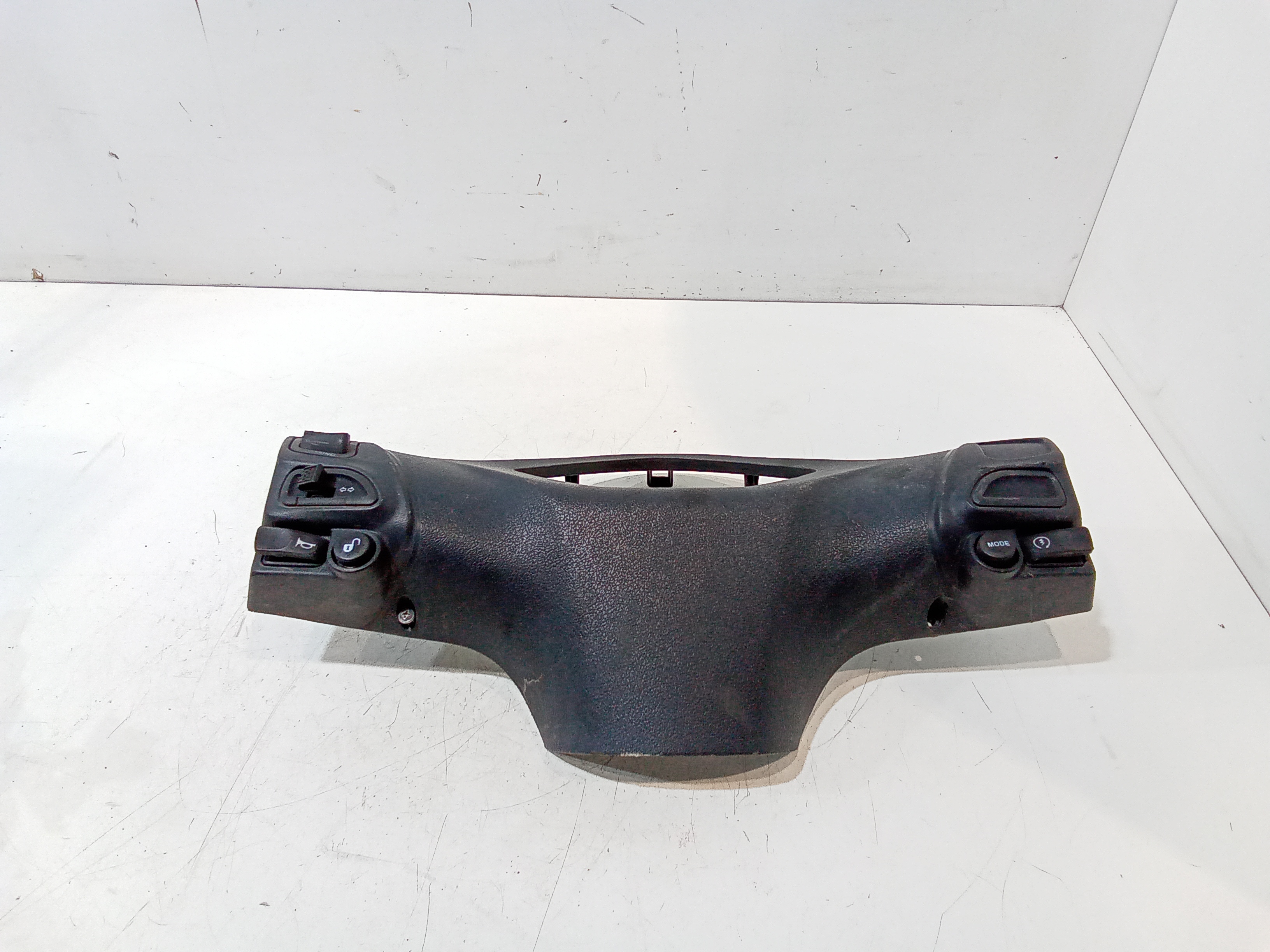 Cornice Portastrumenti Usato