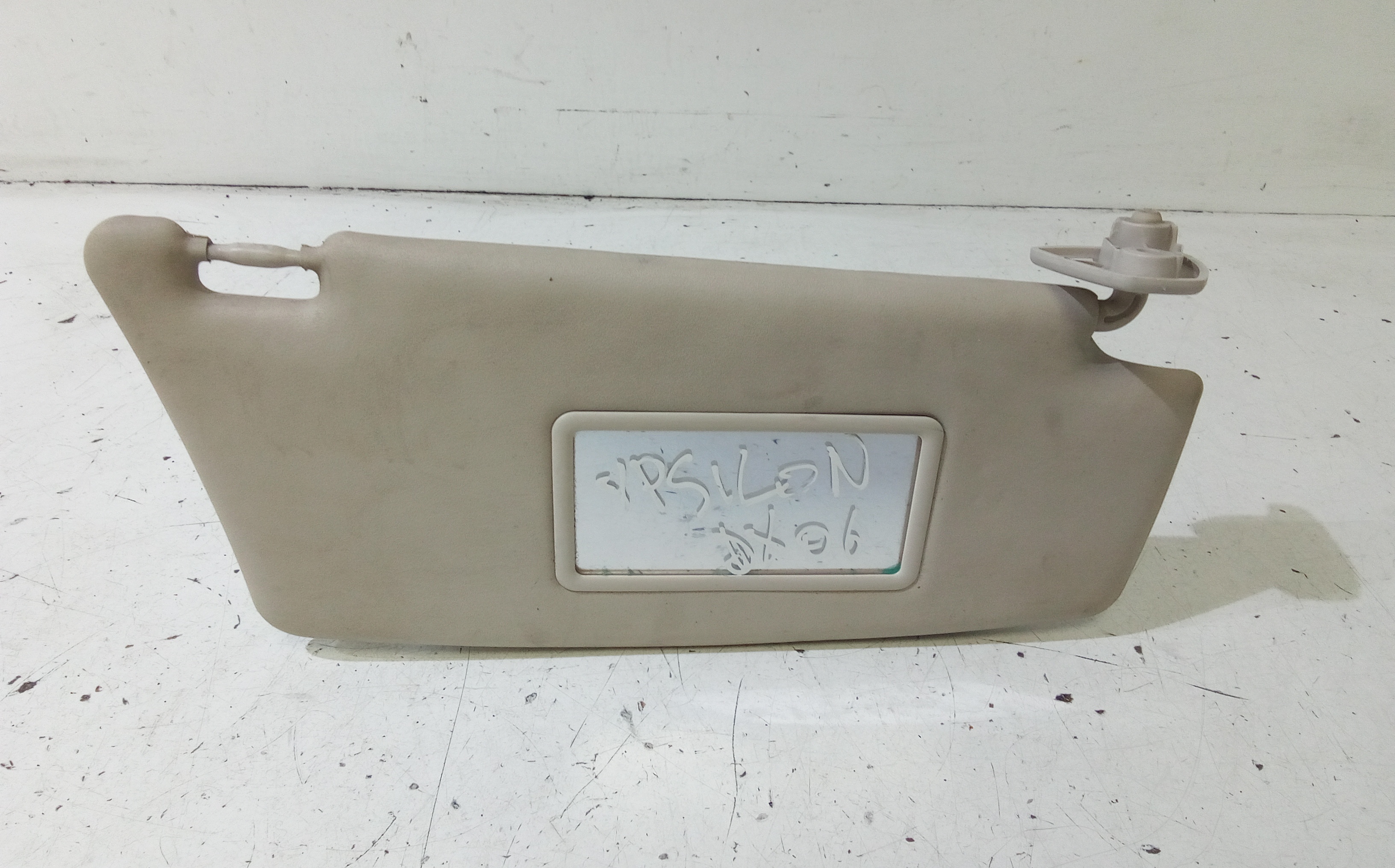 Aletta Parasole Parabrezza Destro Usato