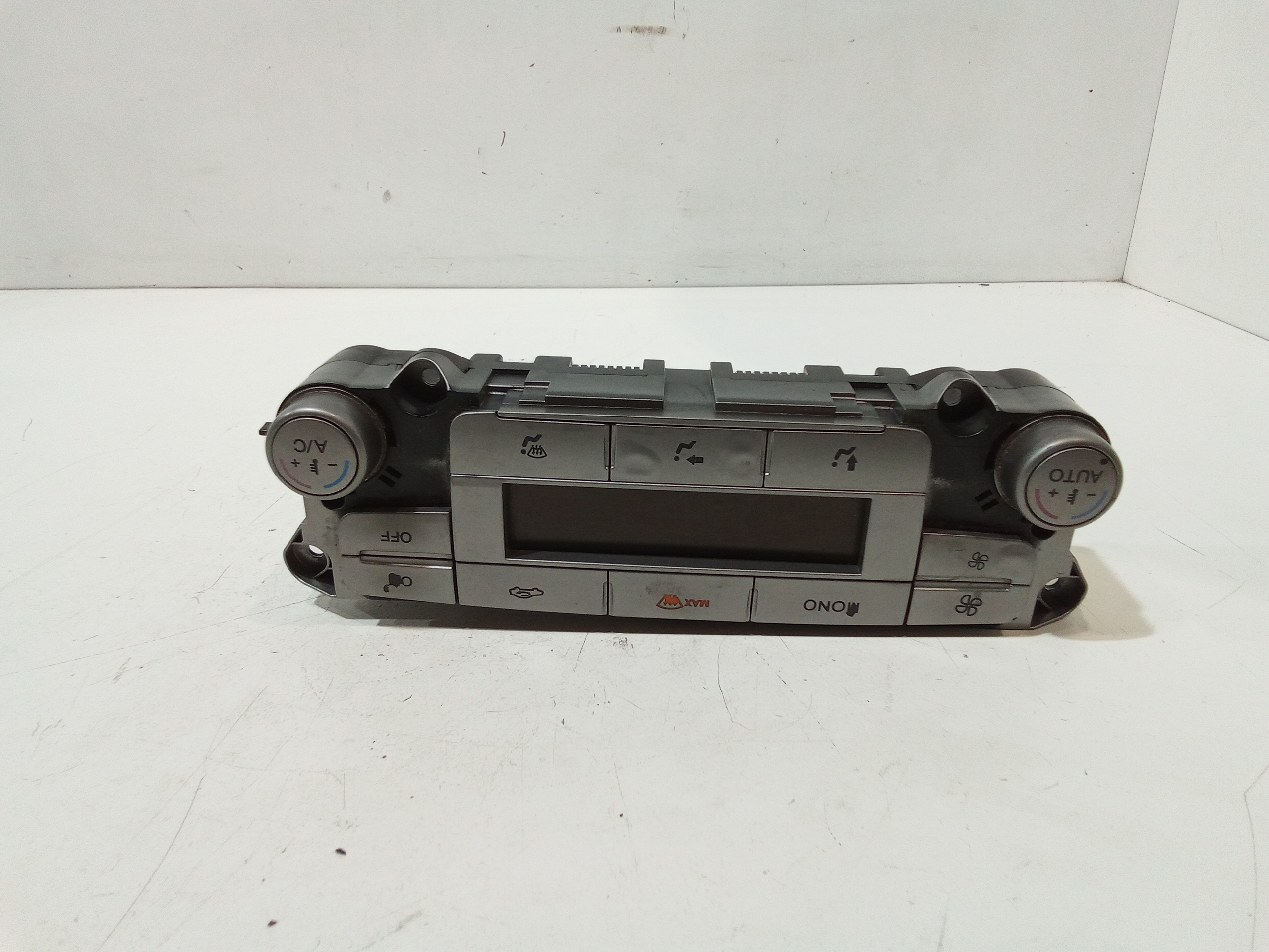 Blocco Comando Climatizzazione 1472303 Usato