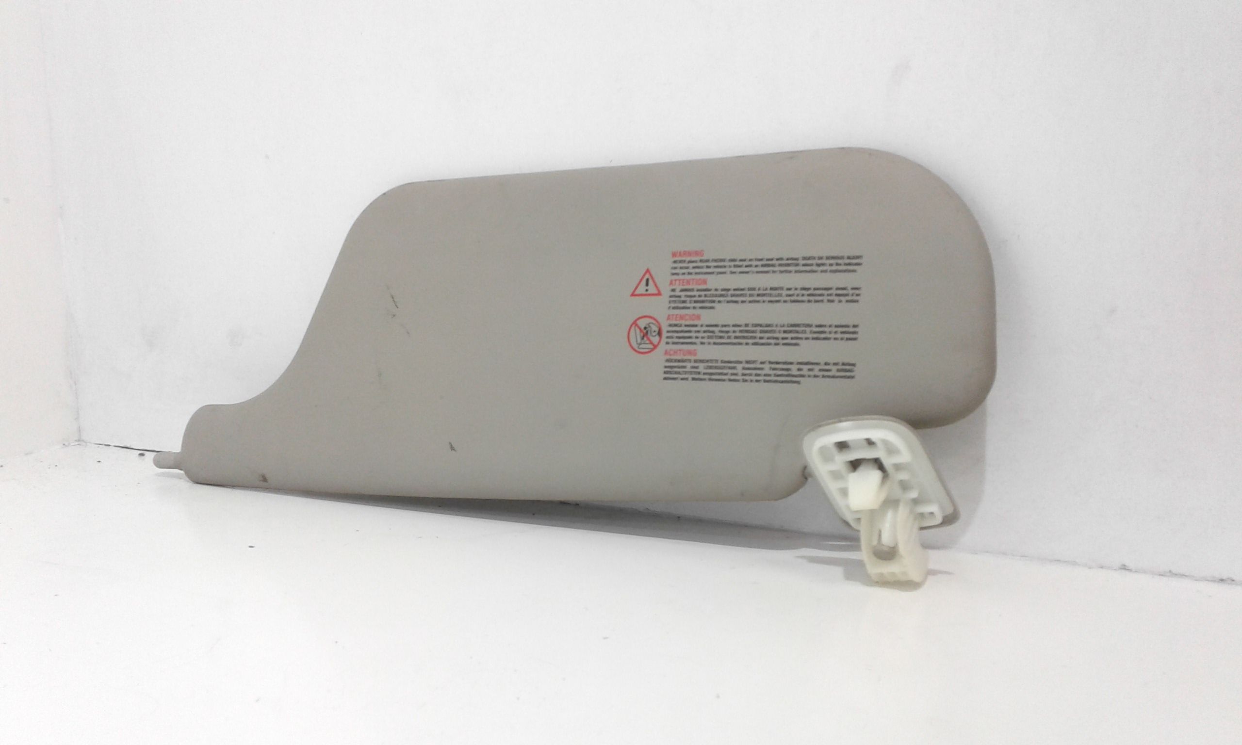 Aletta Parasole Parabrezza Destro 8200294229 Usato