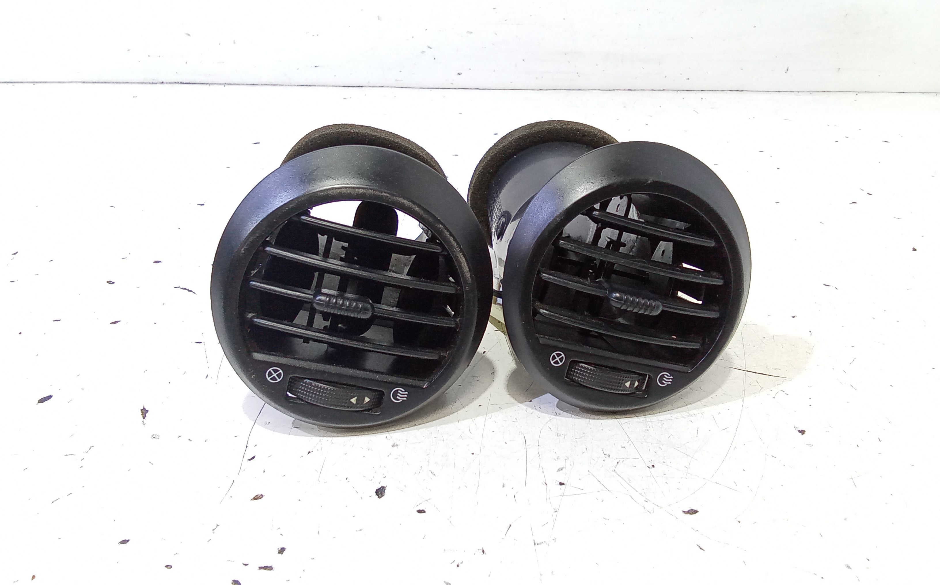 Condotto Aria Bocchette Centr. Sup. Cruscotto Usato