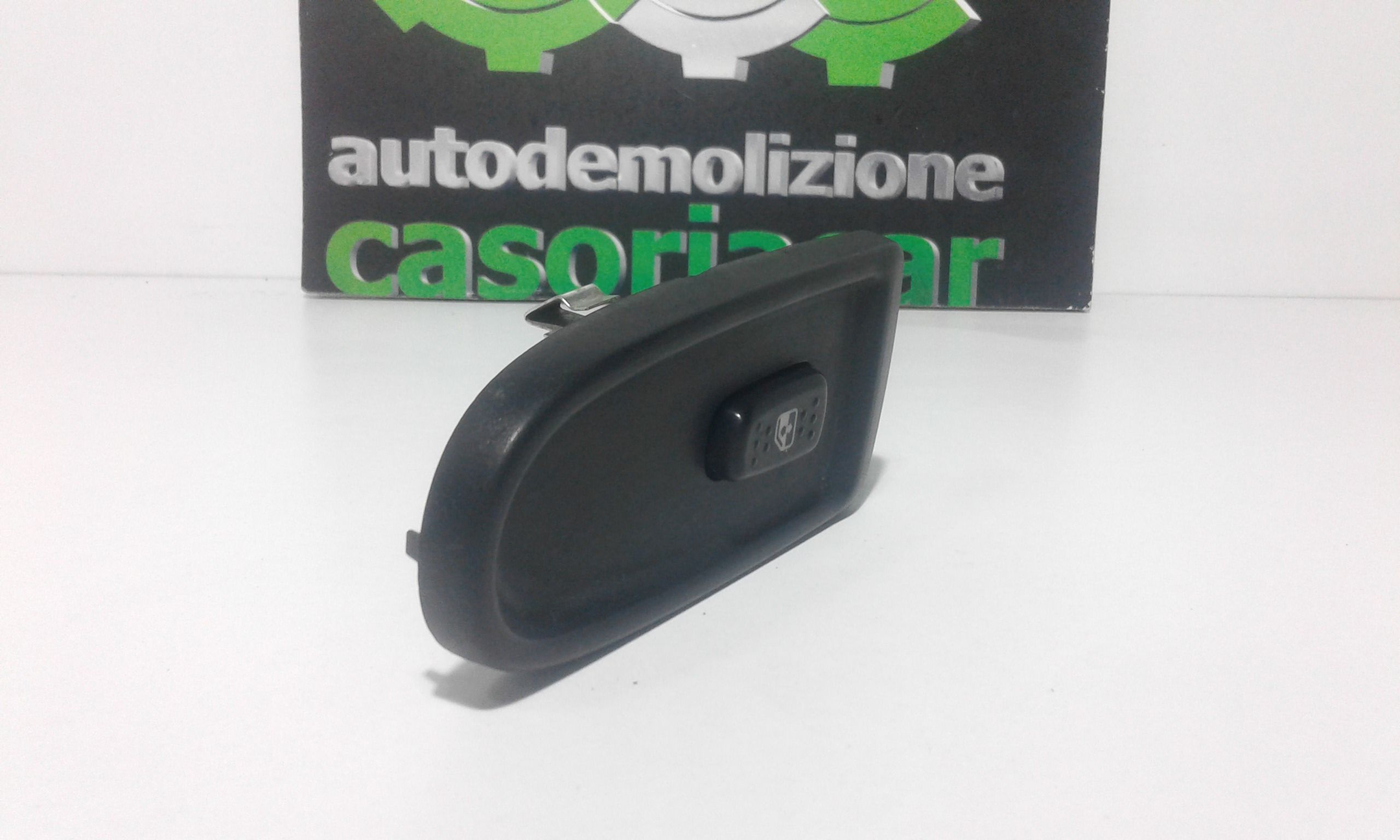 Interruttore Alzacristalli Porta Ant. Destro 5801484225 Usato