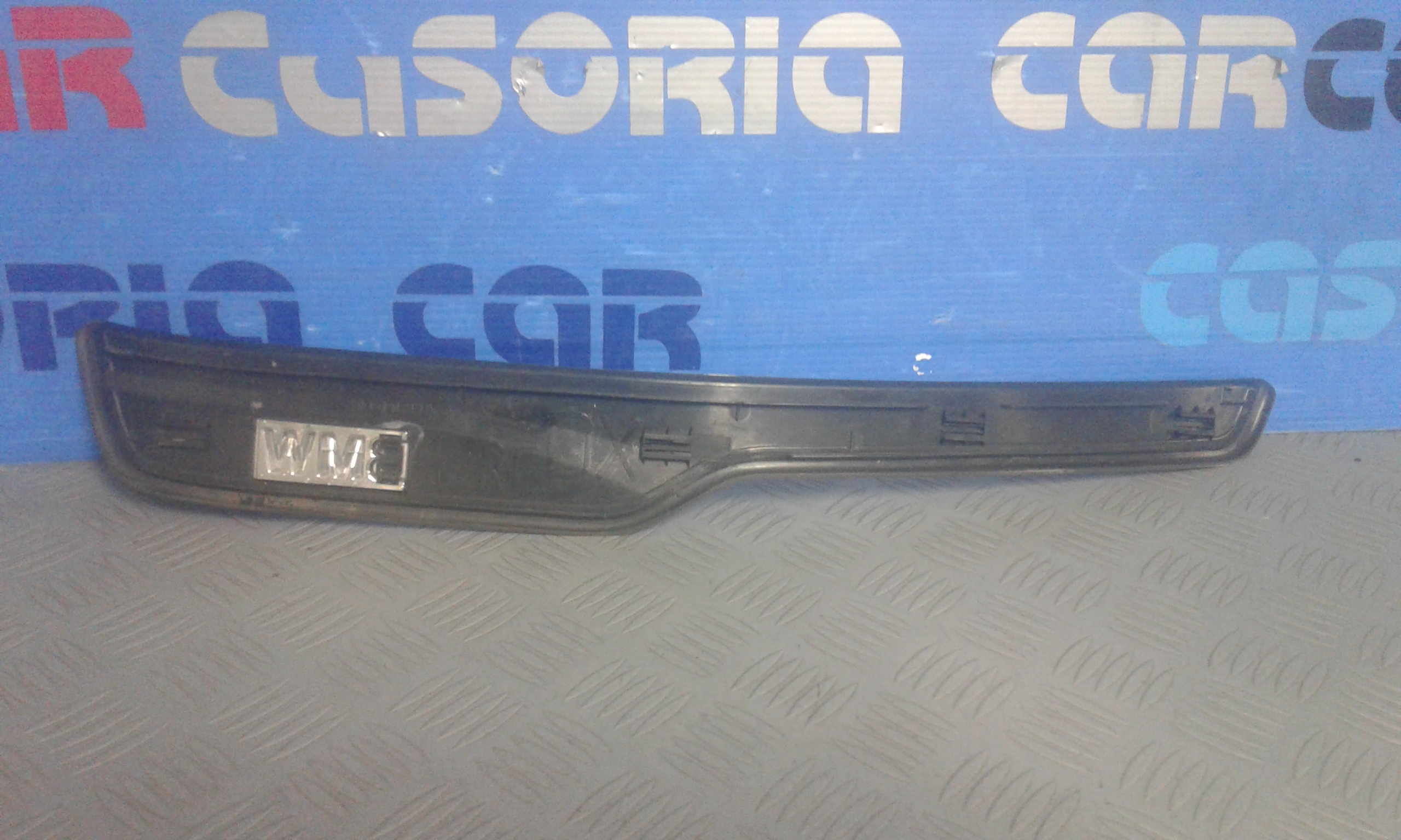 Rivestimento Int. Battitacco Post. Dx Usato