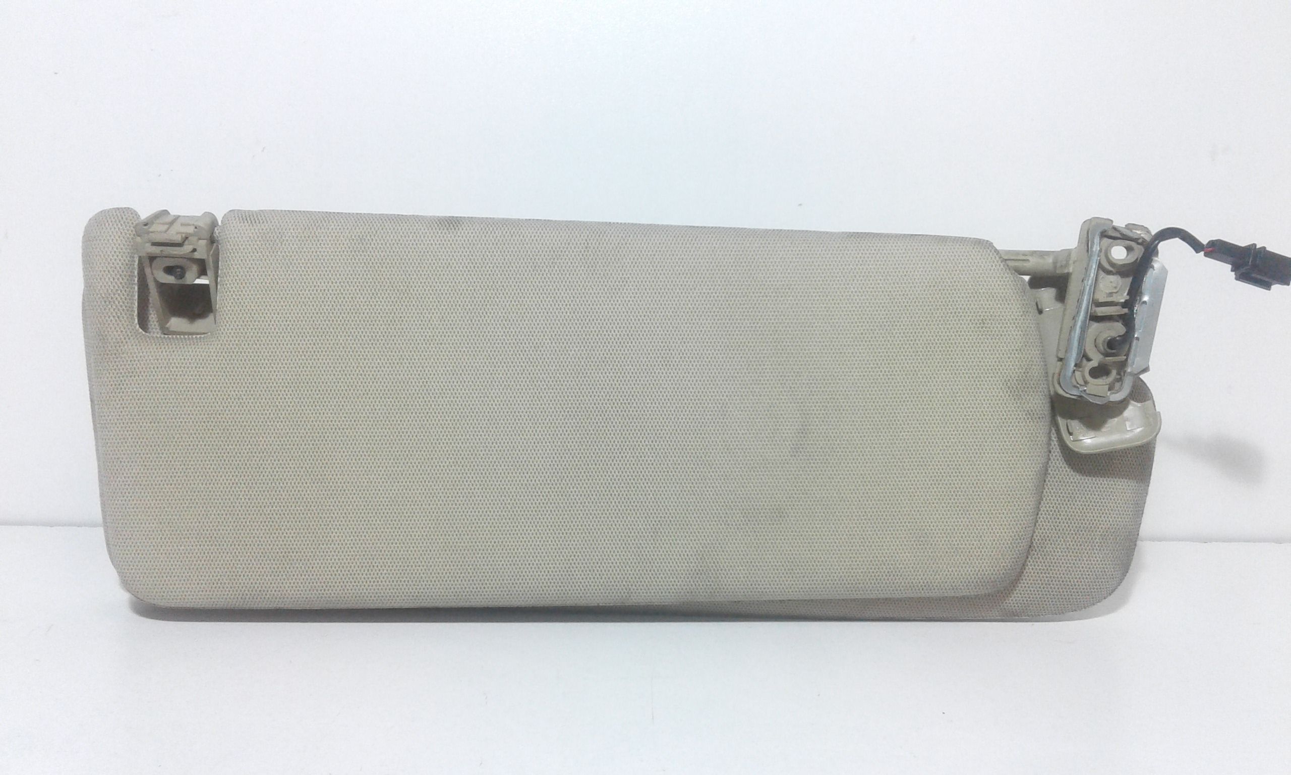 Aletta Parasole Parabrezza Sinistro 4L0857551AG5D3 Usato