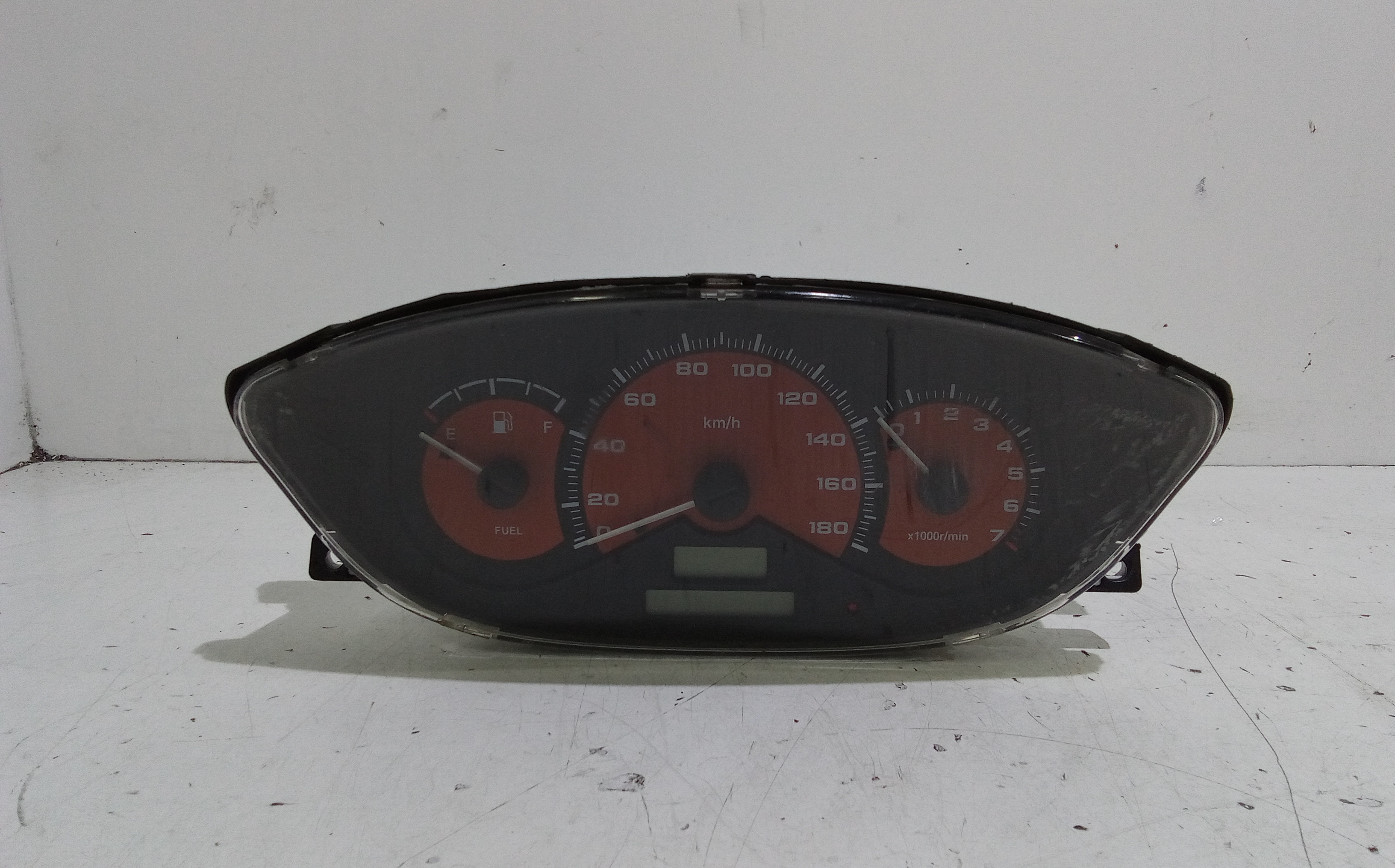 Quadro Portastrumenti Usato