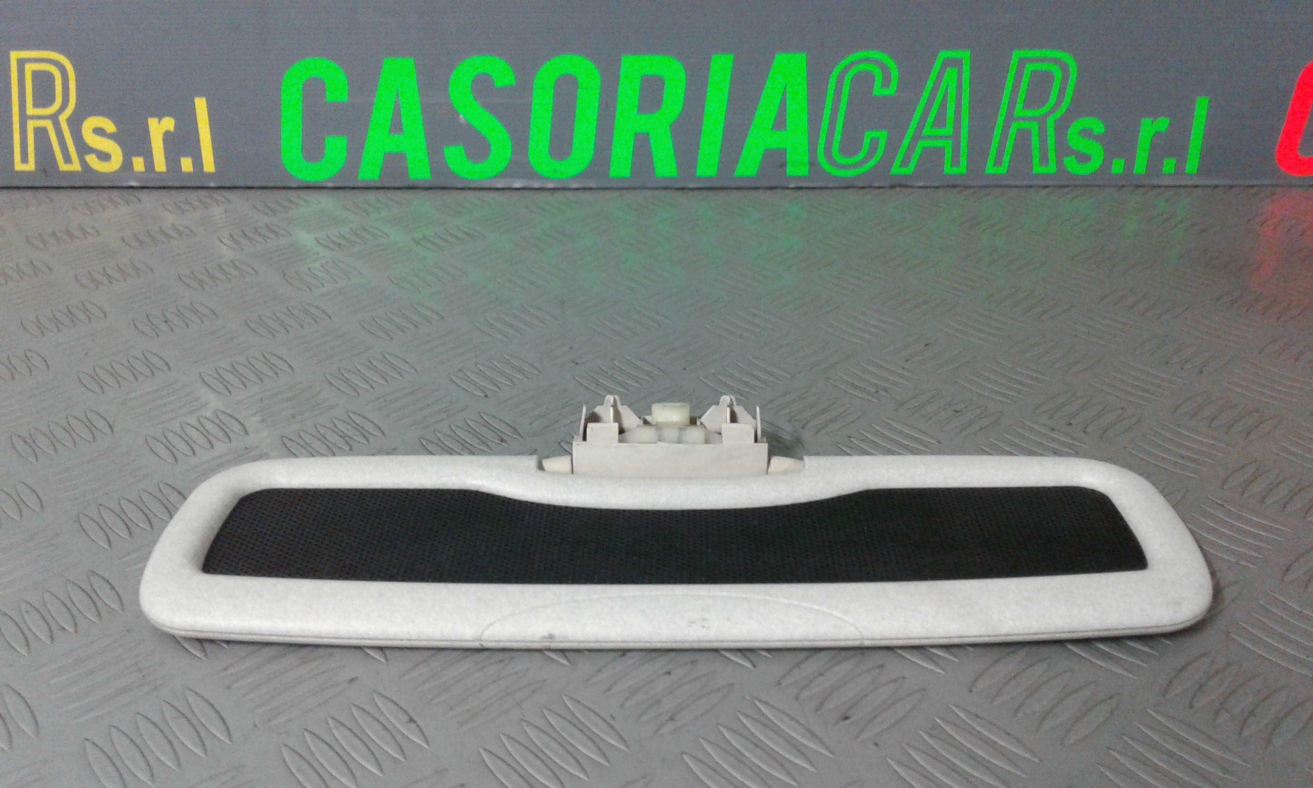 Aletta Parasole Parabrezza Destro Q0000706V007C24A00 Usato