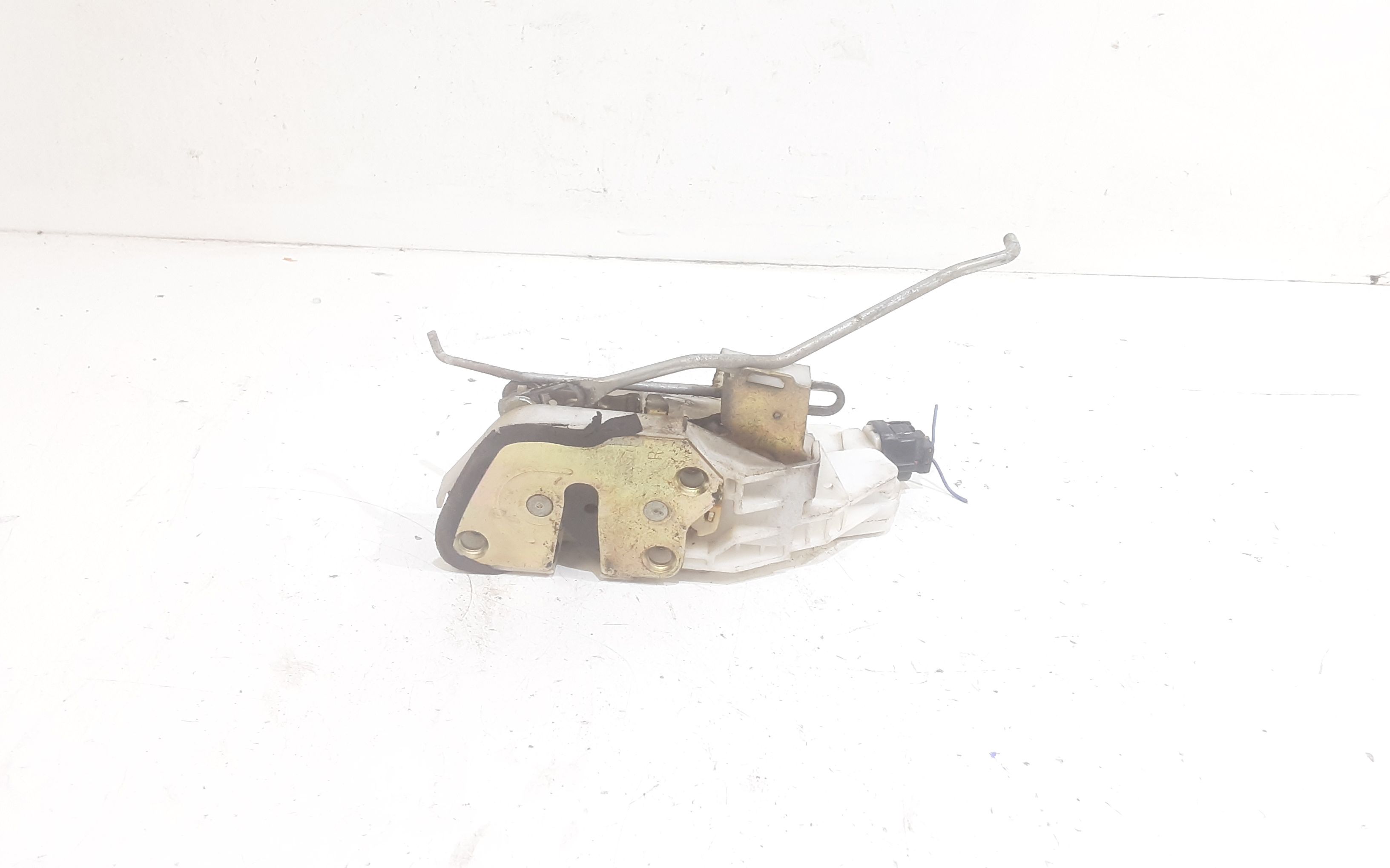 Serratura Porta Ant. Destro MR473988 Usato