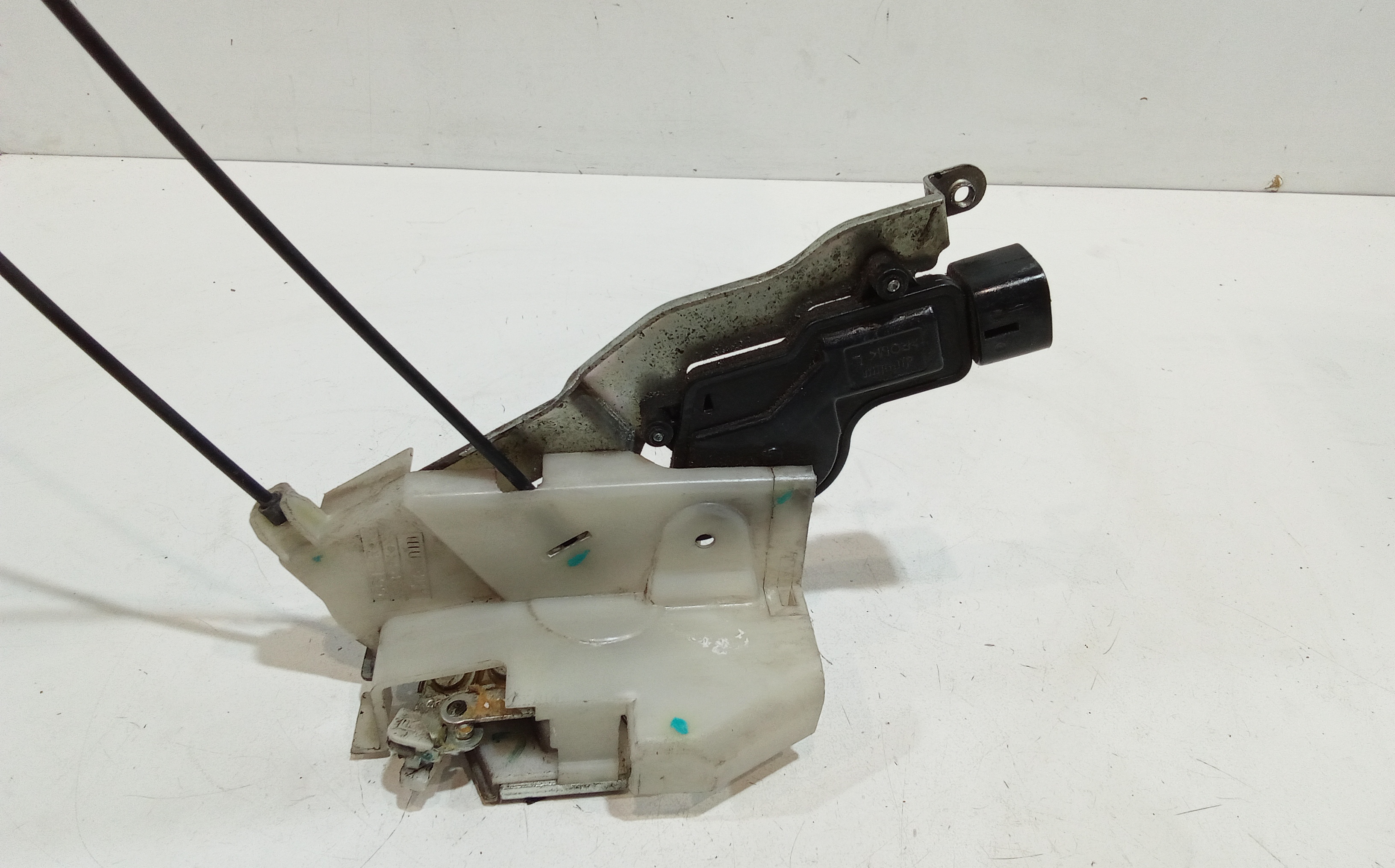 Serratura Porta Ant. Destro 82201M68K20000 Usato