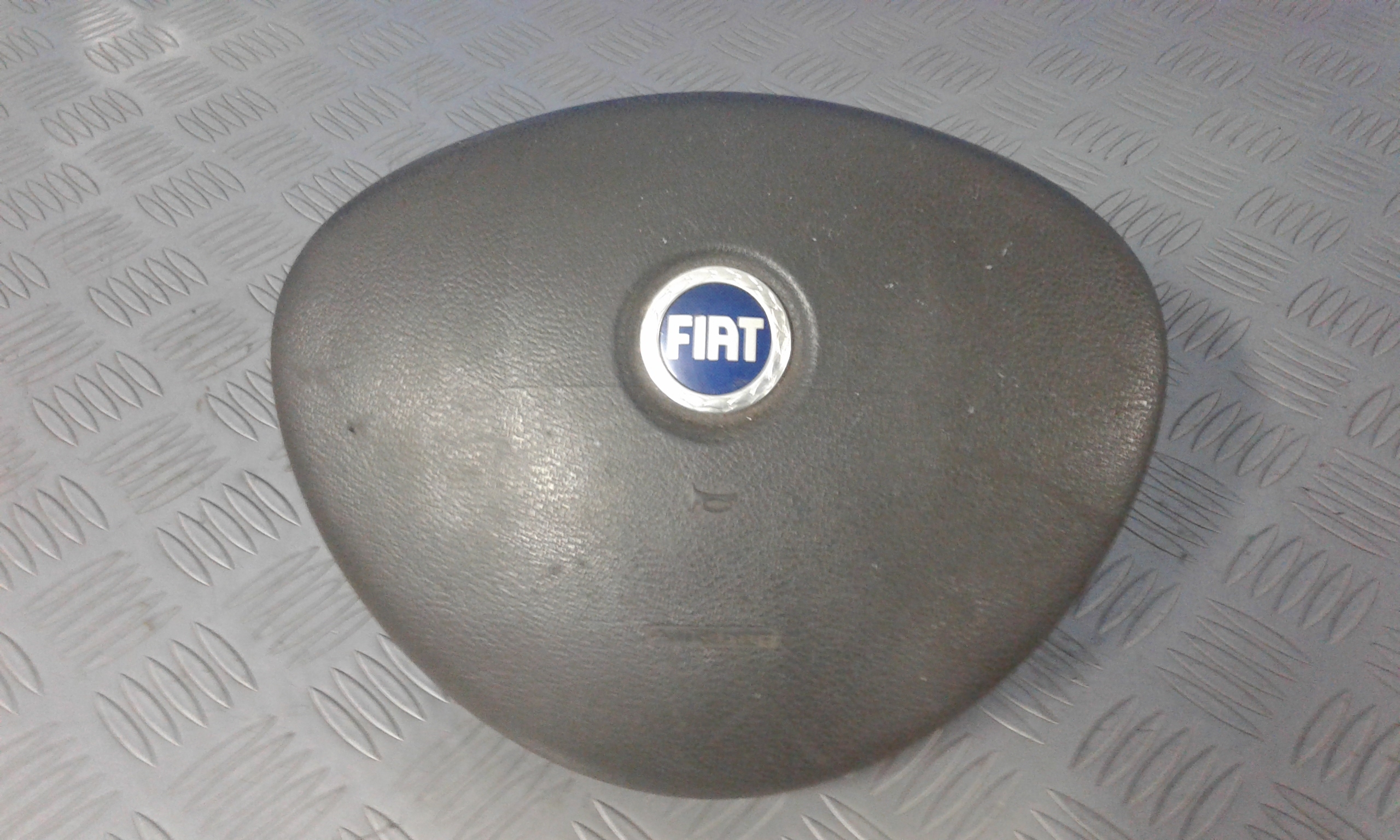 Dispositivo Airbag Lato Guida 735475668 Usato