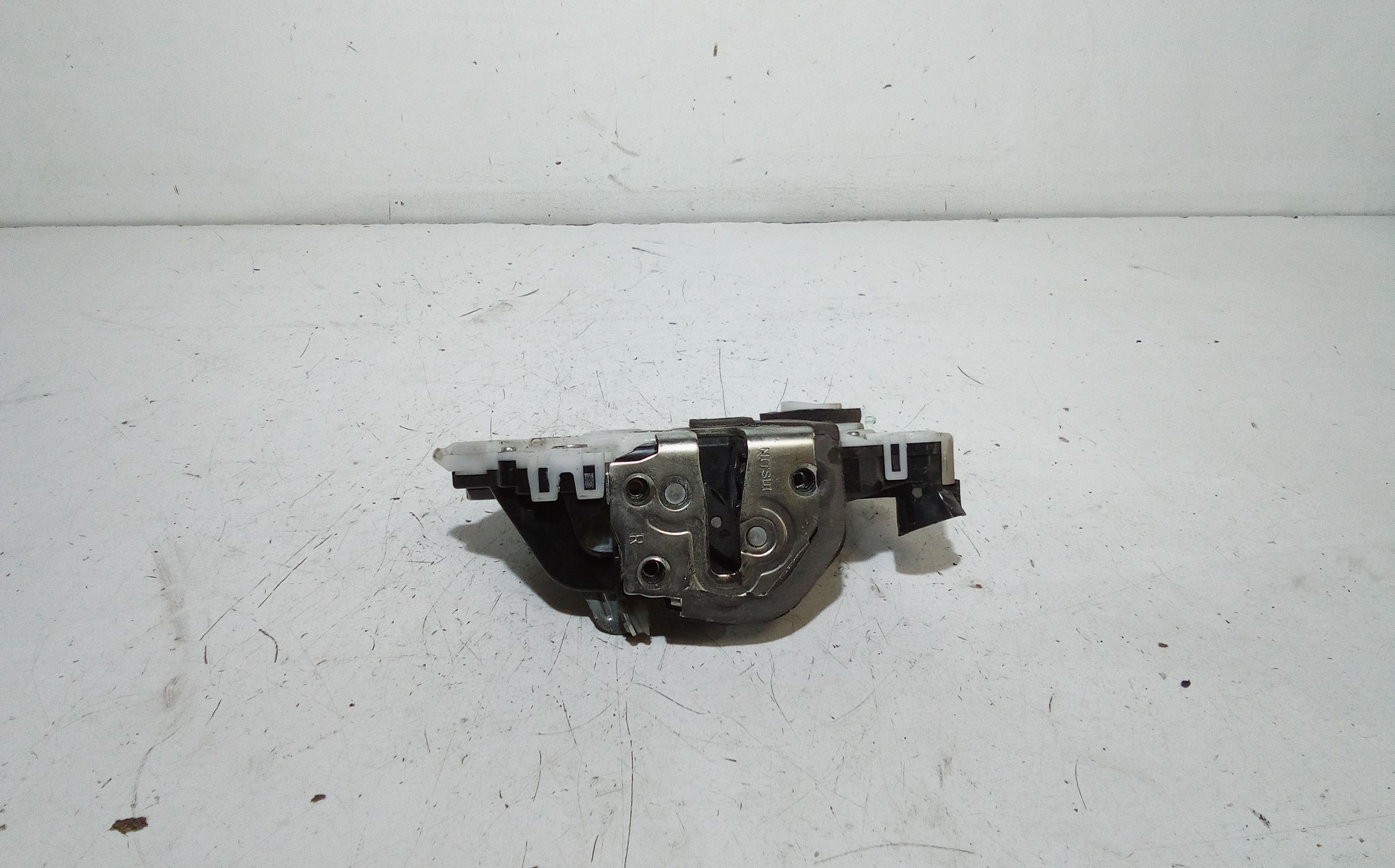 Serratura Porta Ant. Destro 6903047081 Usato