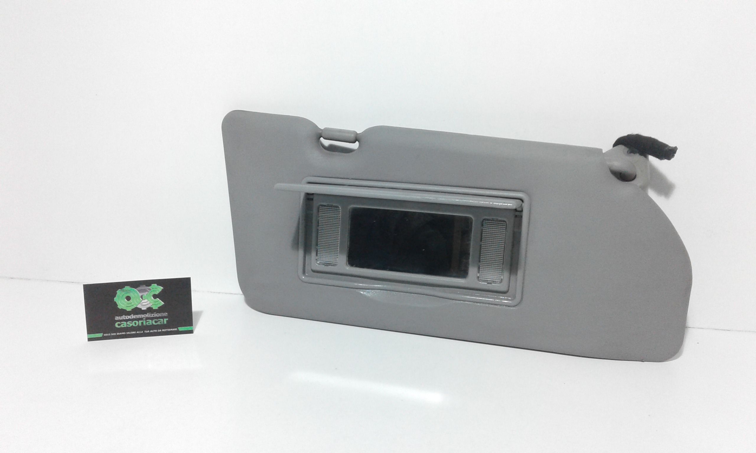 Aletta Parasole Parabrezza Destro 96400BU080 Usato