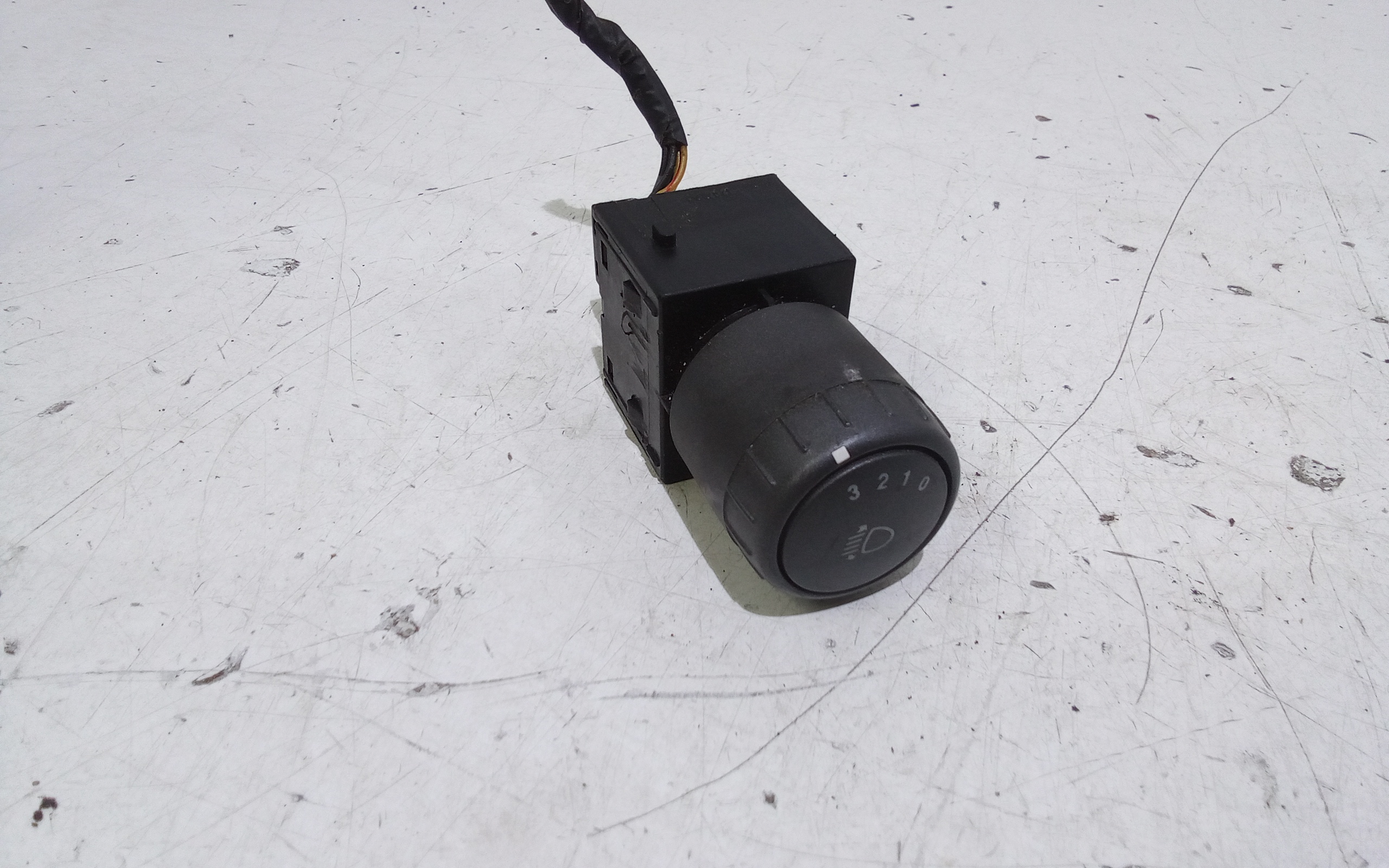 Comando Regolazione Altezza Proiettori Usato