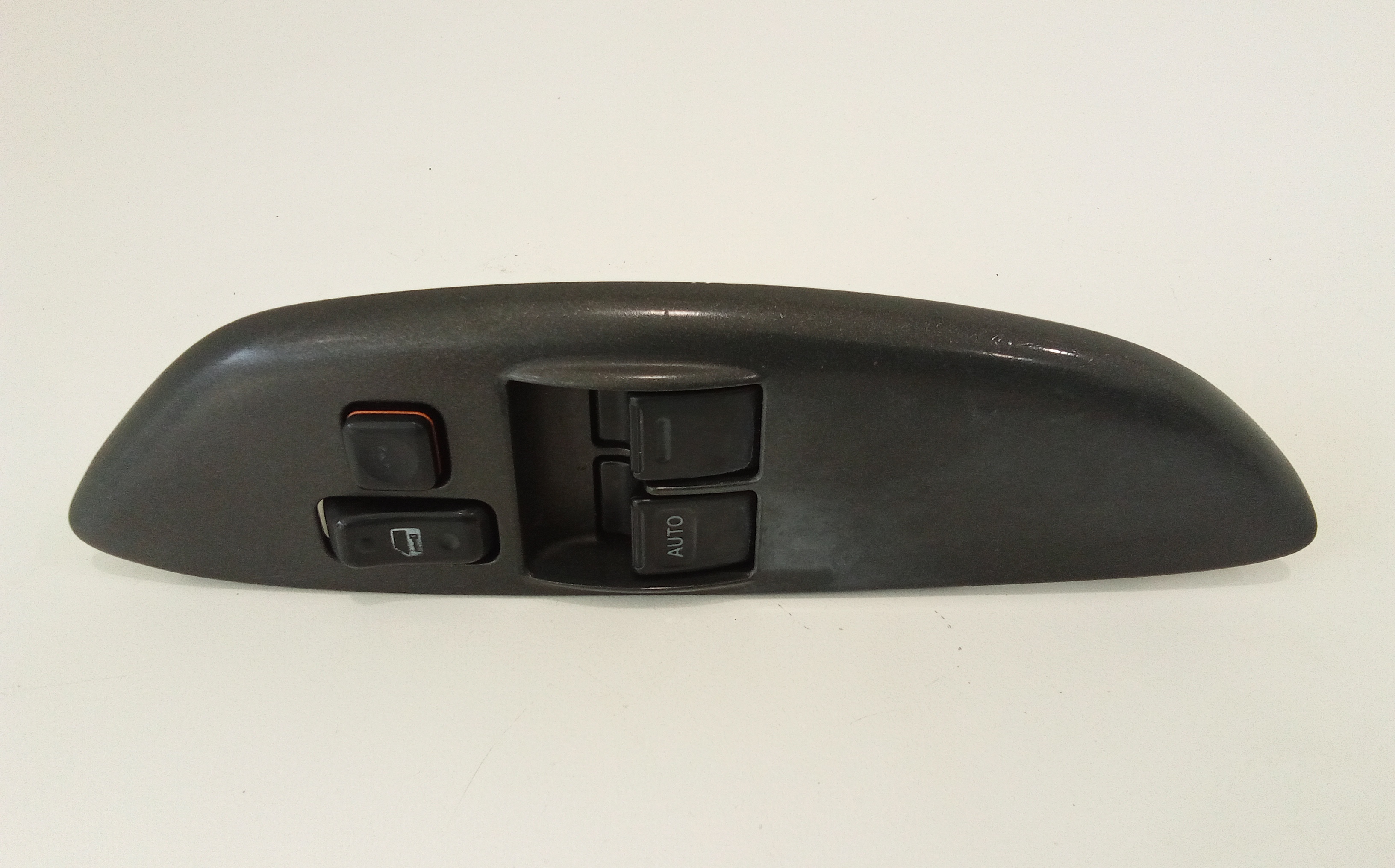 Maniglia Porta Ant. Sinistro 6922052020B1 Usato